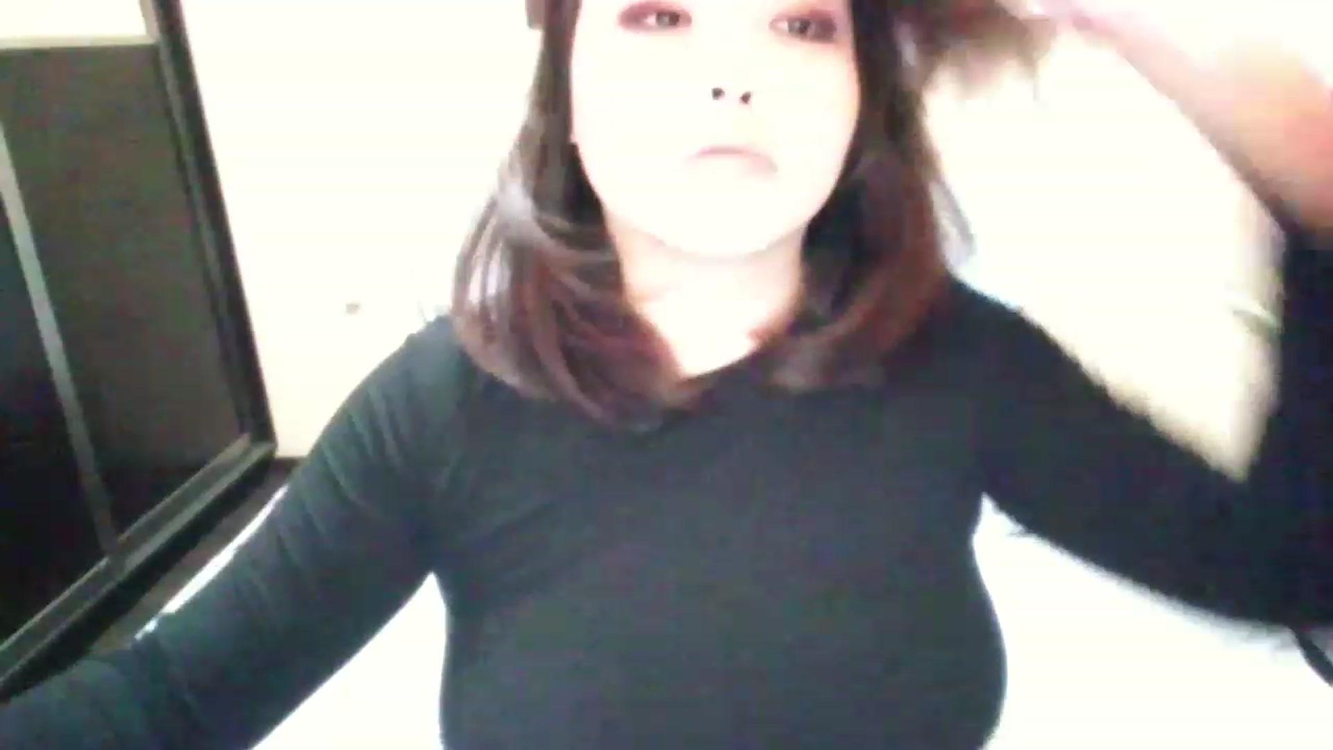 Gallery image thumbnail from MaiChubbyFace's myfreecams stream on, 12/04/2022, 14:23 image 3 of 20