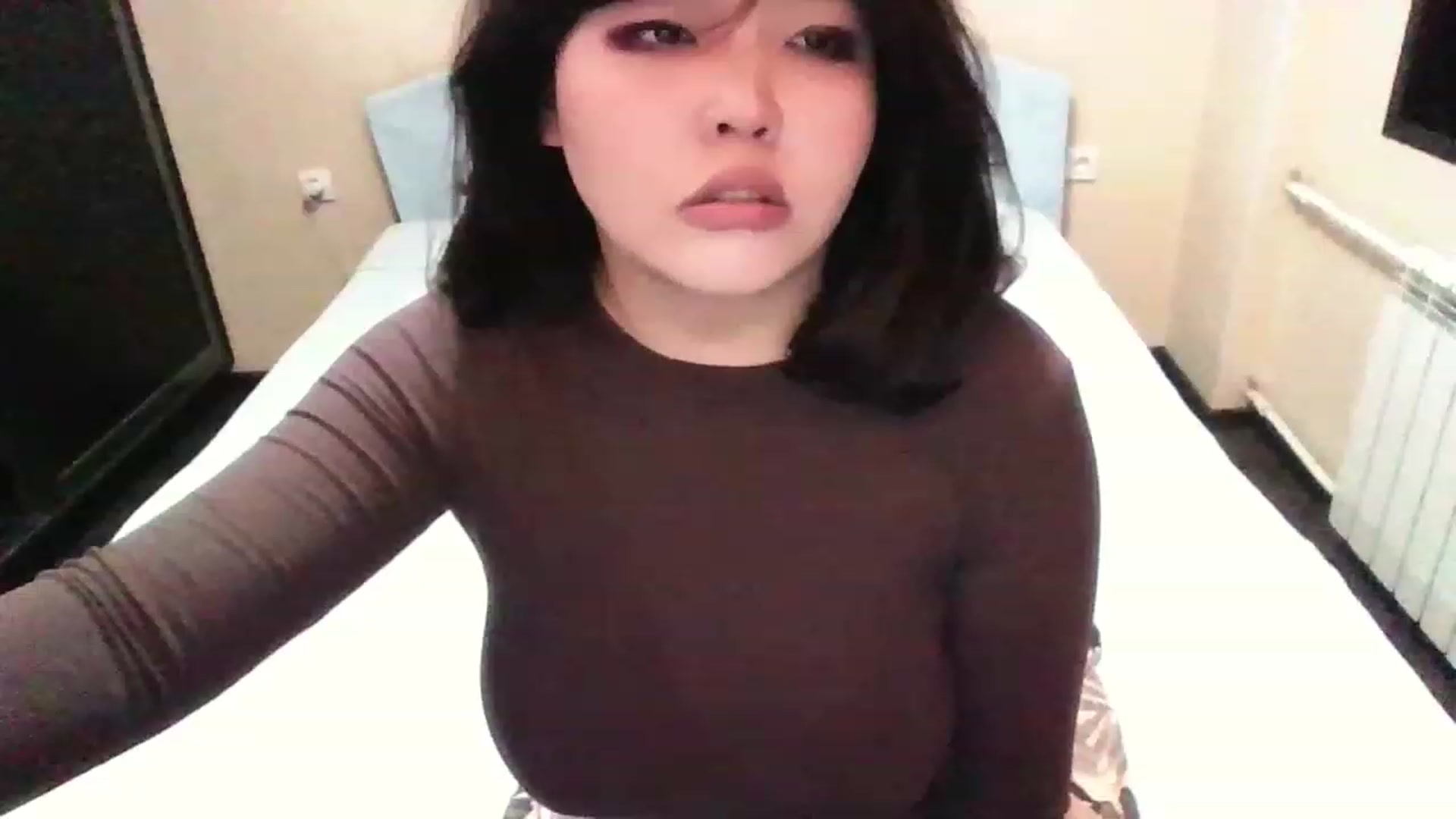 Gallery image thumbnail from MaiChubbyFace's myfreecams stream on, 12/15/2022, 15:54 image 9 of 20