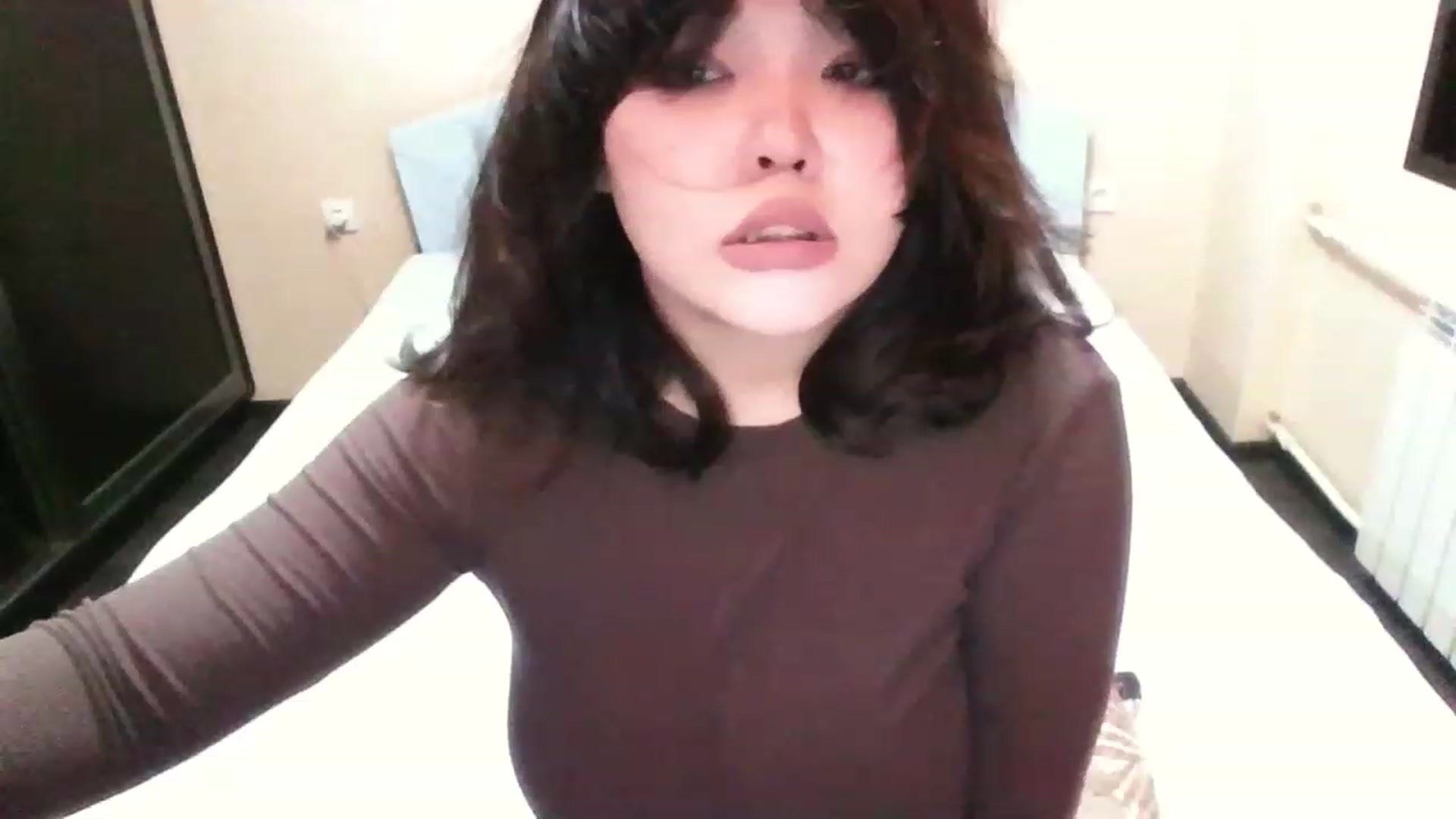 Gallery image thumbnail from MaiChubbyFace's myfreecams stream on, 12/15/2022, 15:54 image 2 of 20