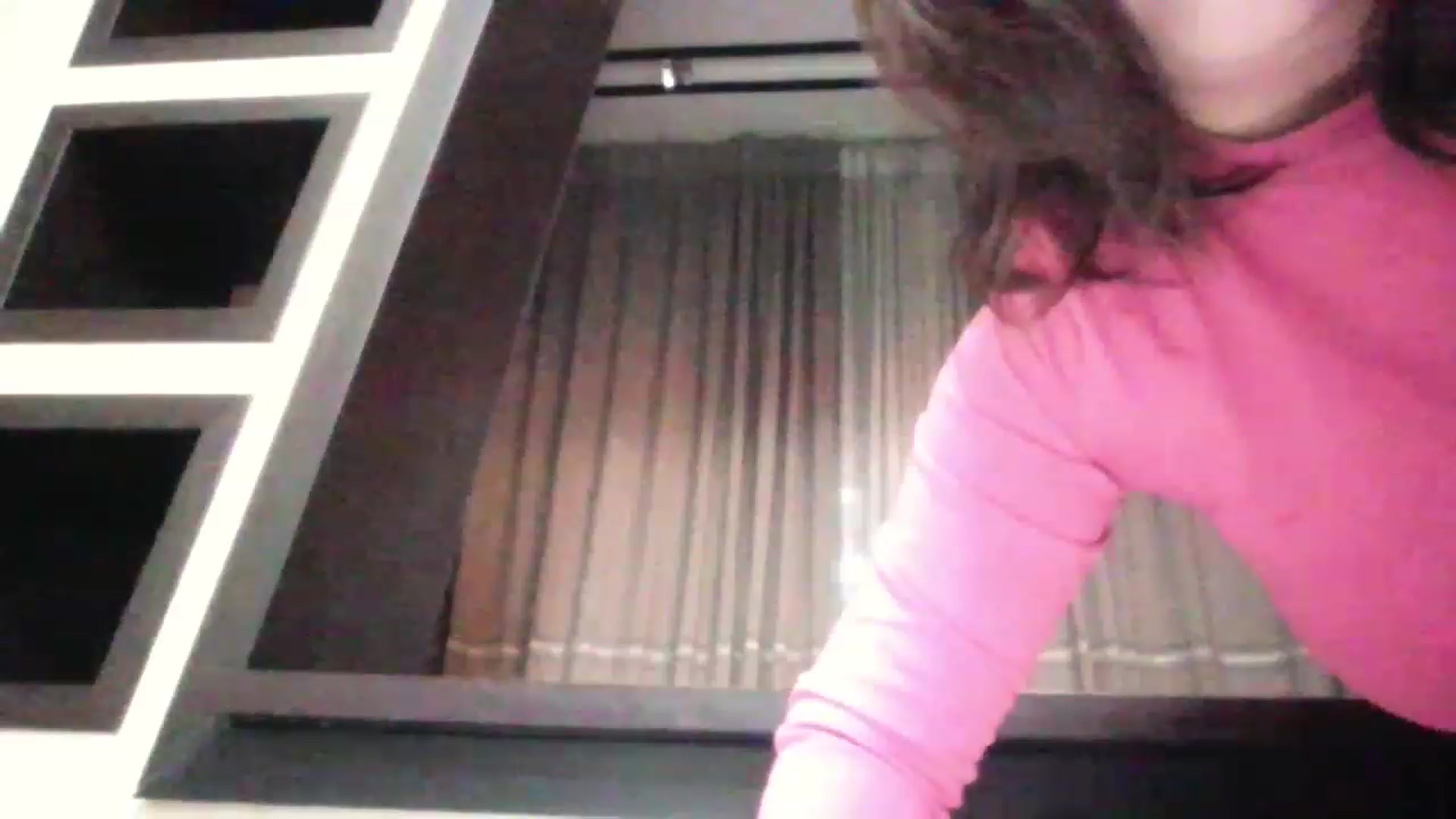Gallery image thumbnail from MaiChubbyFace's myfreecams stream on, 12/20/2022, 17:57 image 2 of 20