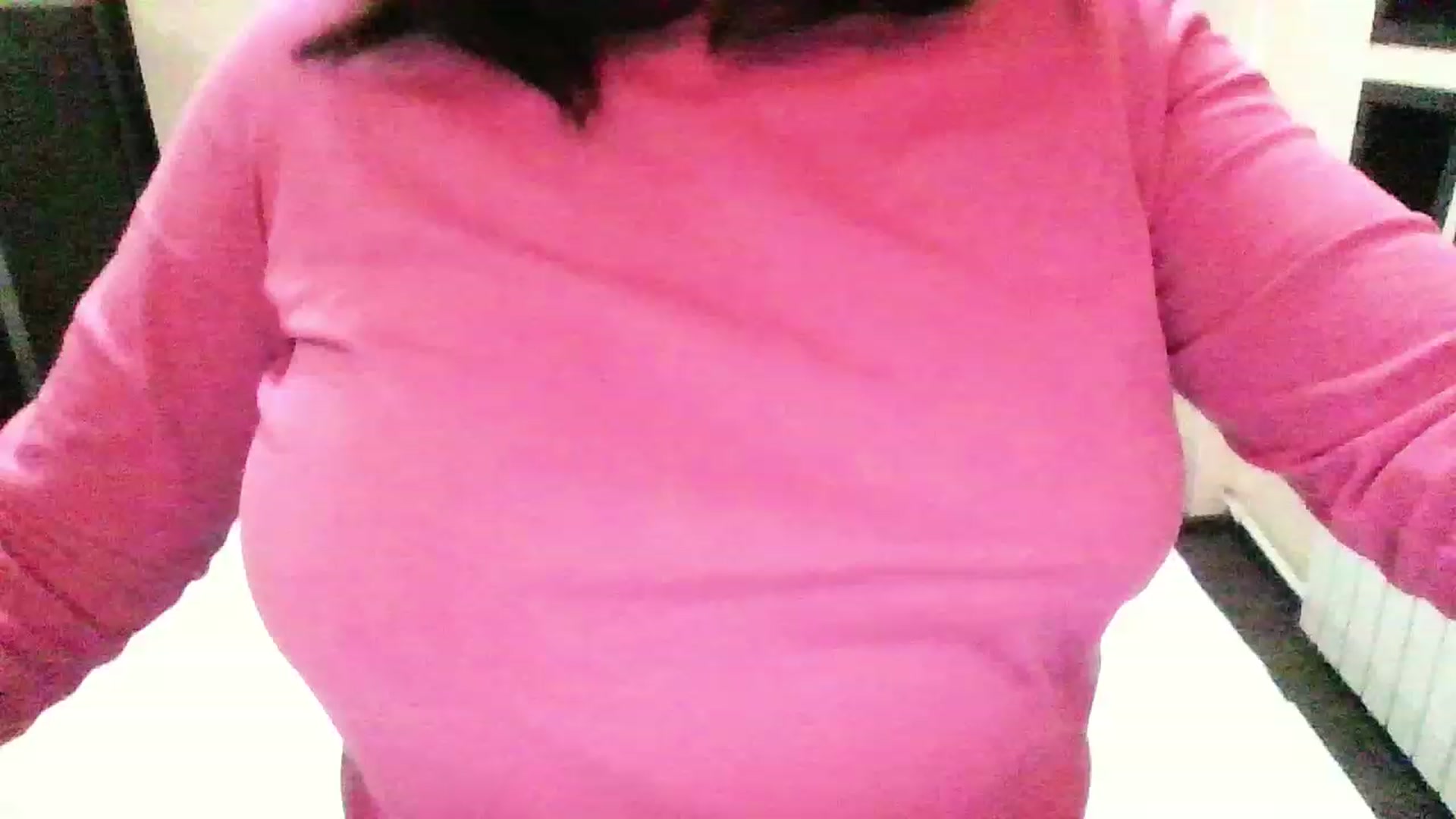 Gallery image thumbnail from MaiChubbyFace's myfreecams stream on, 12/20/2022, 19:06 image 14 of 20