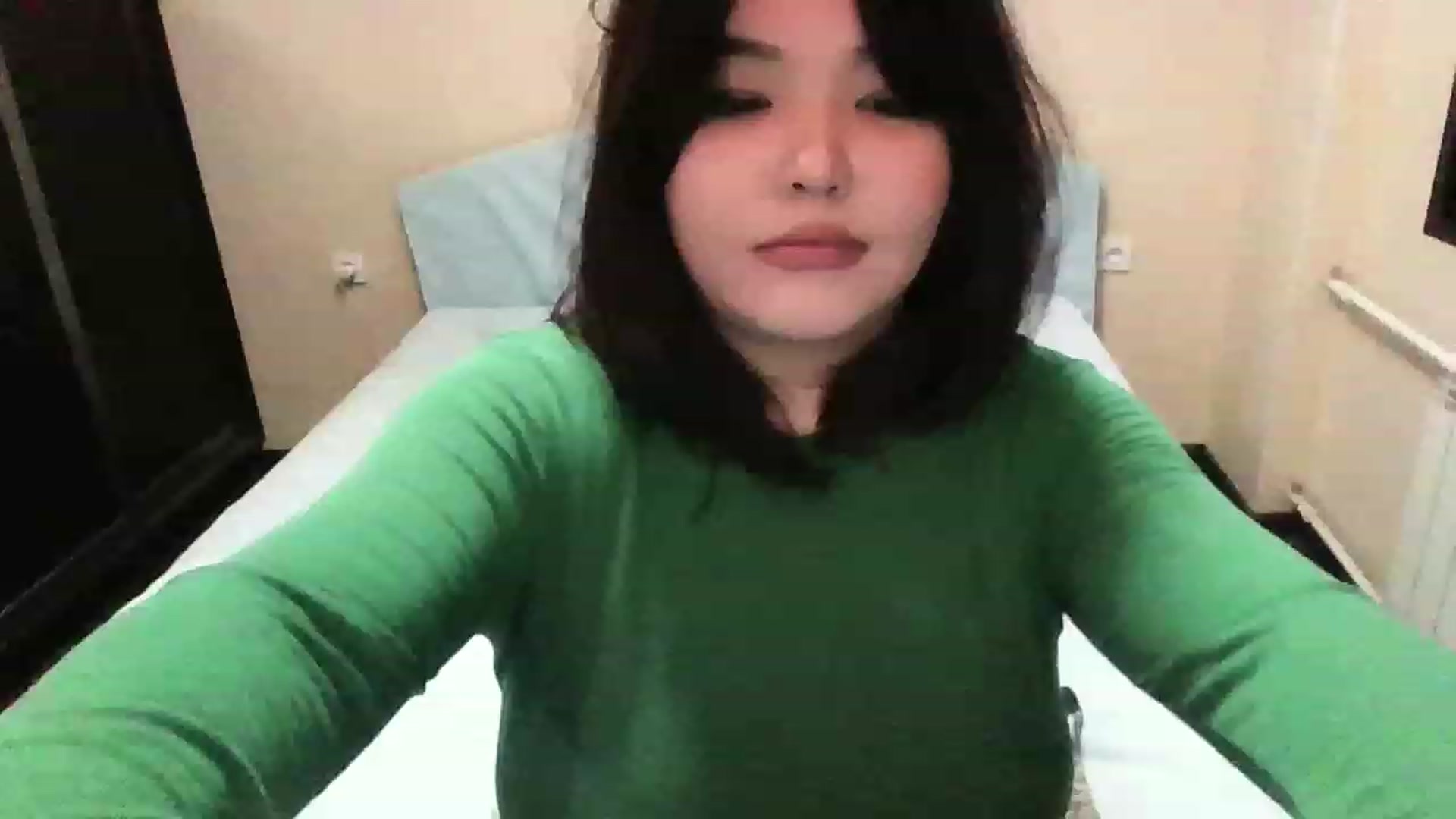 Gallery image thumbnail from MaiChubbyFace's myfreecams stream on, 12/22/2022, 18:24 image 7 of 20