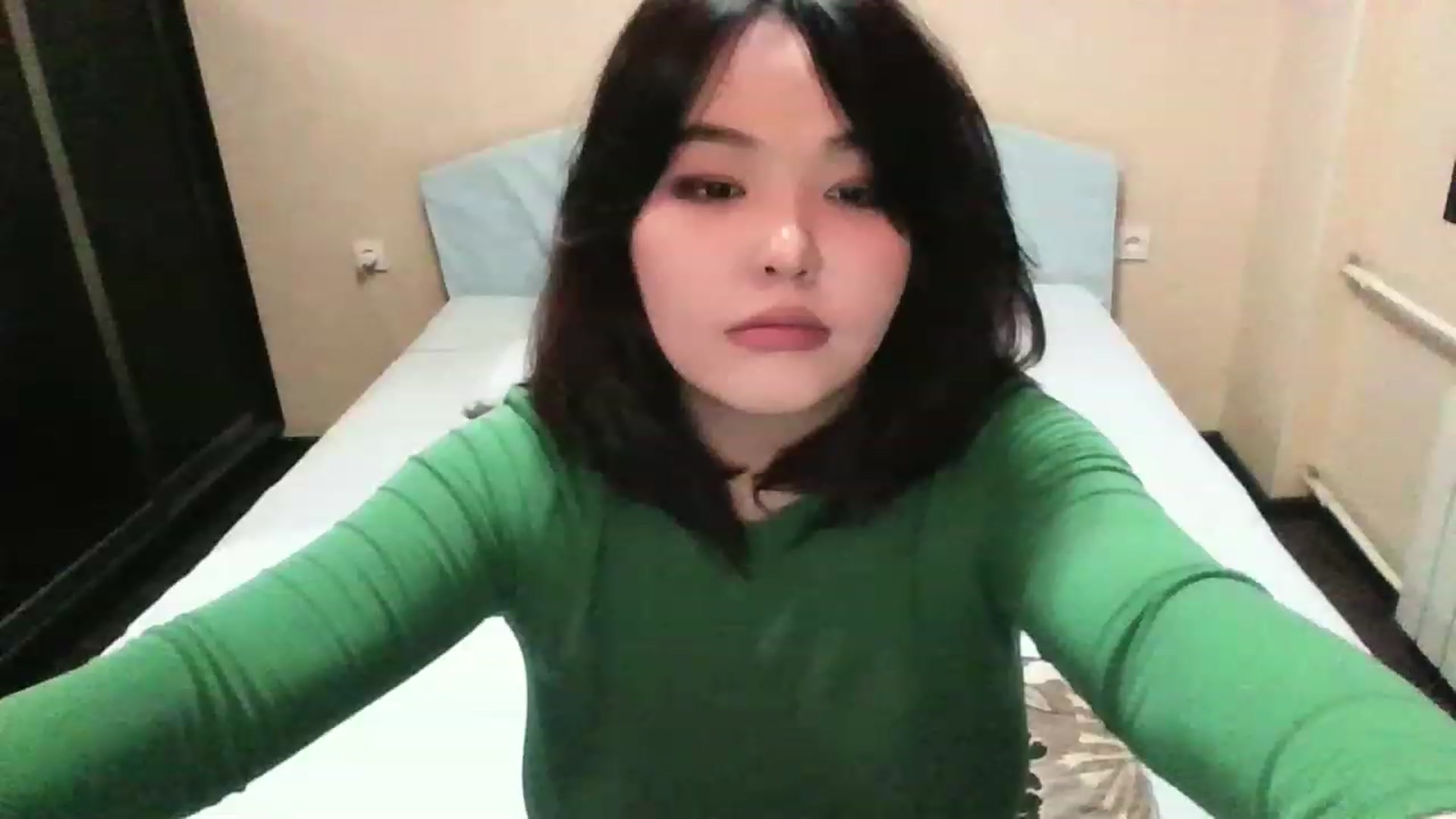 Gallery image thumbnail from MaiChubbyFace's myfreecams stream on, 12/22/2022, 18:24 image 16 of 20