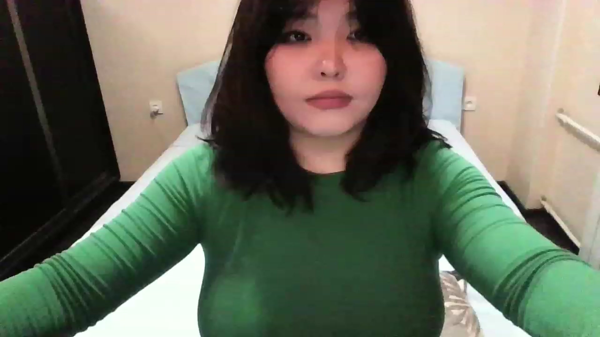 Gallery image thumbnail from MaiChubbyFace's myfreecams stream on, 12/22/2022, 18:24 image 20 of 20