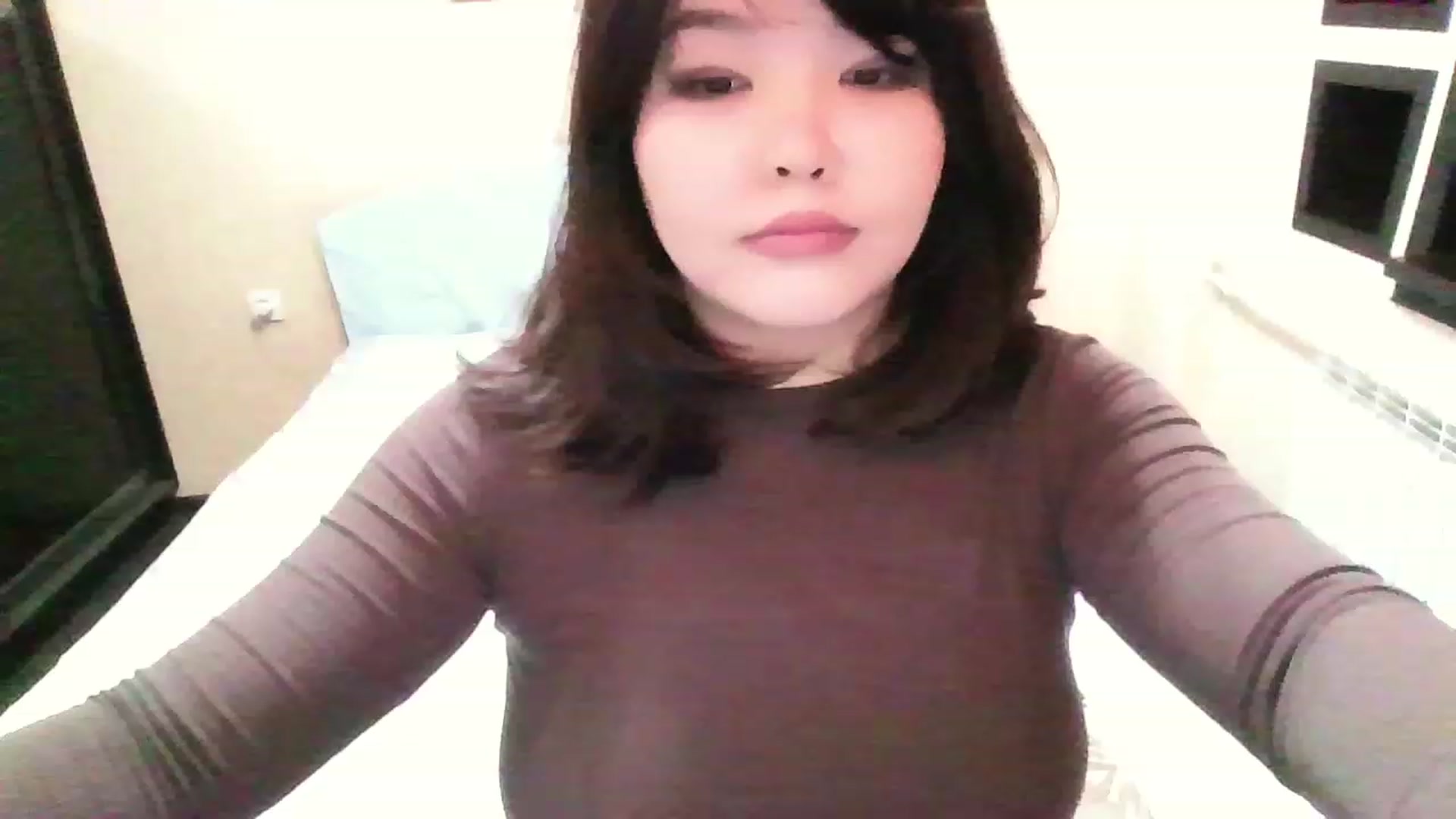 Gallery image thumbnail from MaiChubbyFace's myfreecams stream on, 12/24/2022, 19:44 image 5 of 20