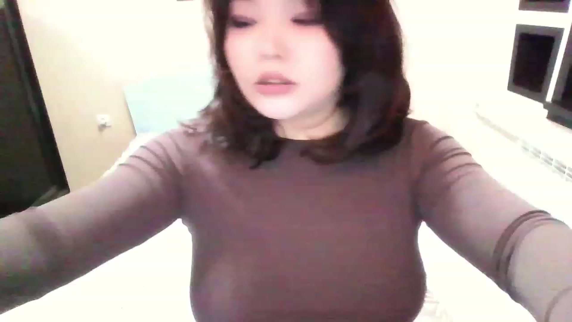 Gallery image thumbnail from MaiChubbyFace's myfreecams stream on, 12/24/2022, 19:44 image 1 of 20