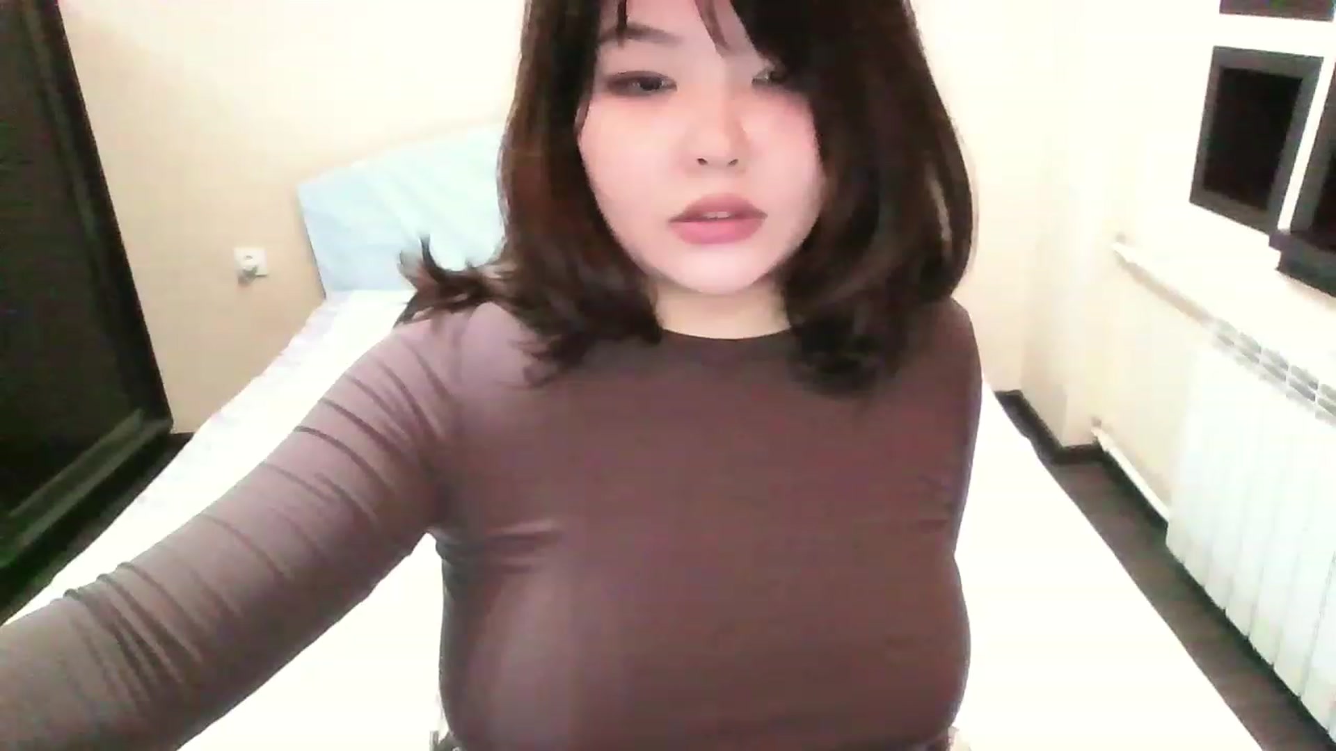 Gallery image thumbnail from MaiChubbyFace's myfreecams stream on, 12/24/2022, 20:55 image 4 of 20