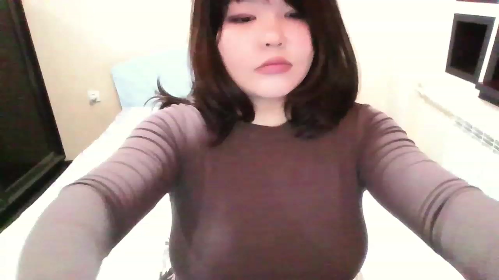 Gallery image thumbnail from MaiChubbyFace's myfreecams stream on, 12/24/2022, 20:55 image 5 of 20