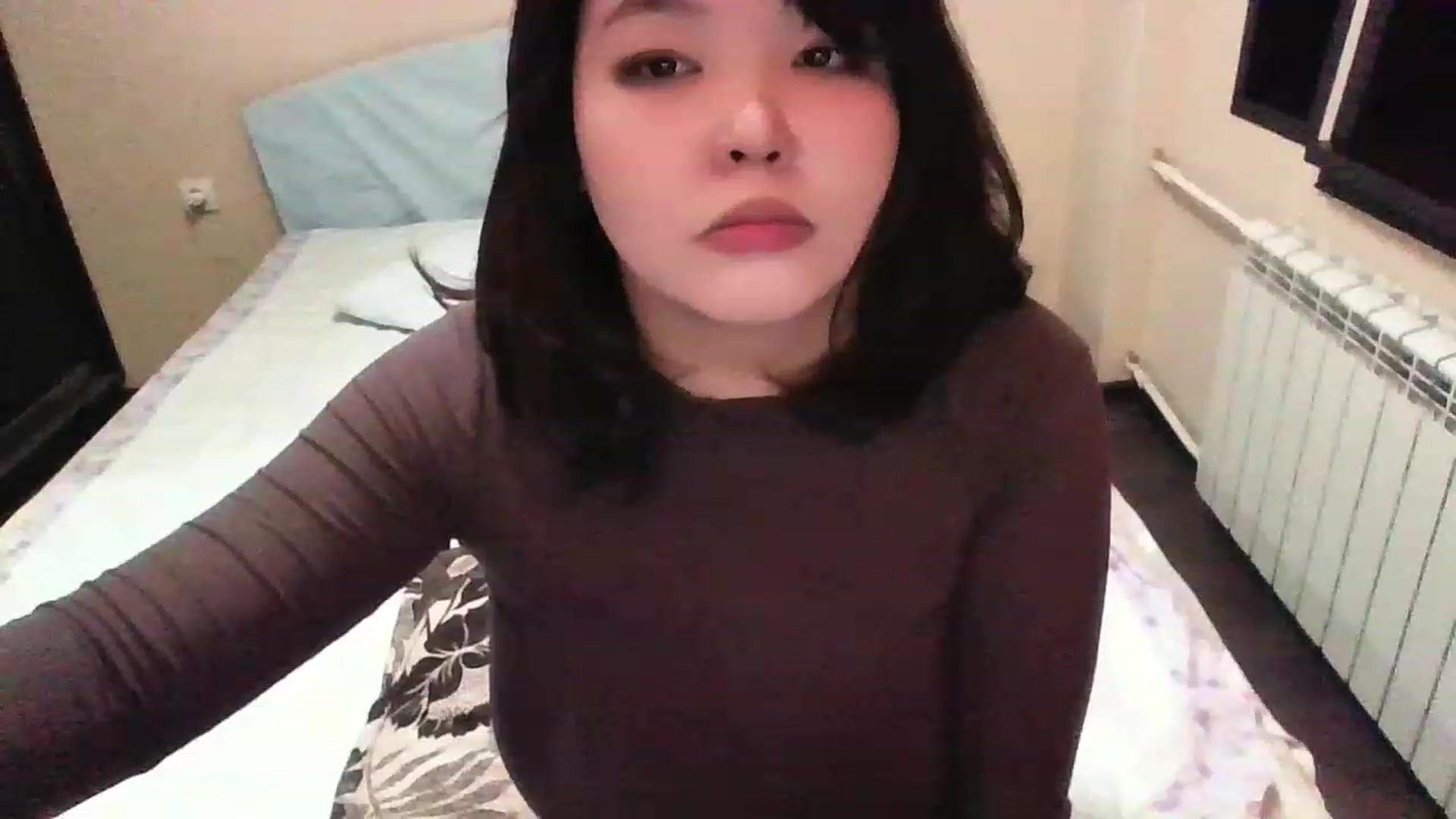 Gallery image thumbnail from MaiChubbyFace's myfreecams stream on, 12/24/2022, 22:03 image 18 of 20