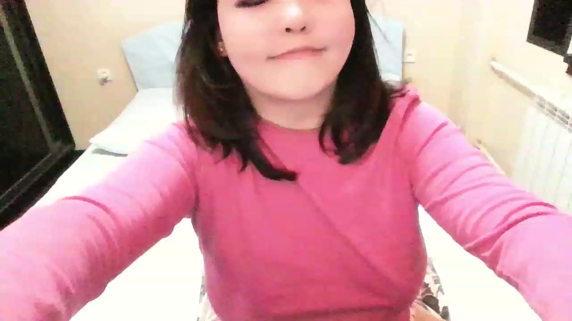 Gallery image thumbnail from MaiChubbyFace's myfreecams stream on, 12/25/2022, 19:48 image 18 of 20