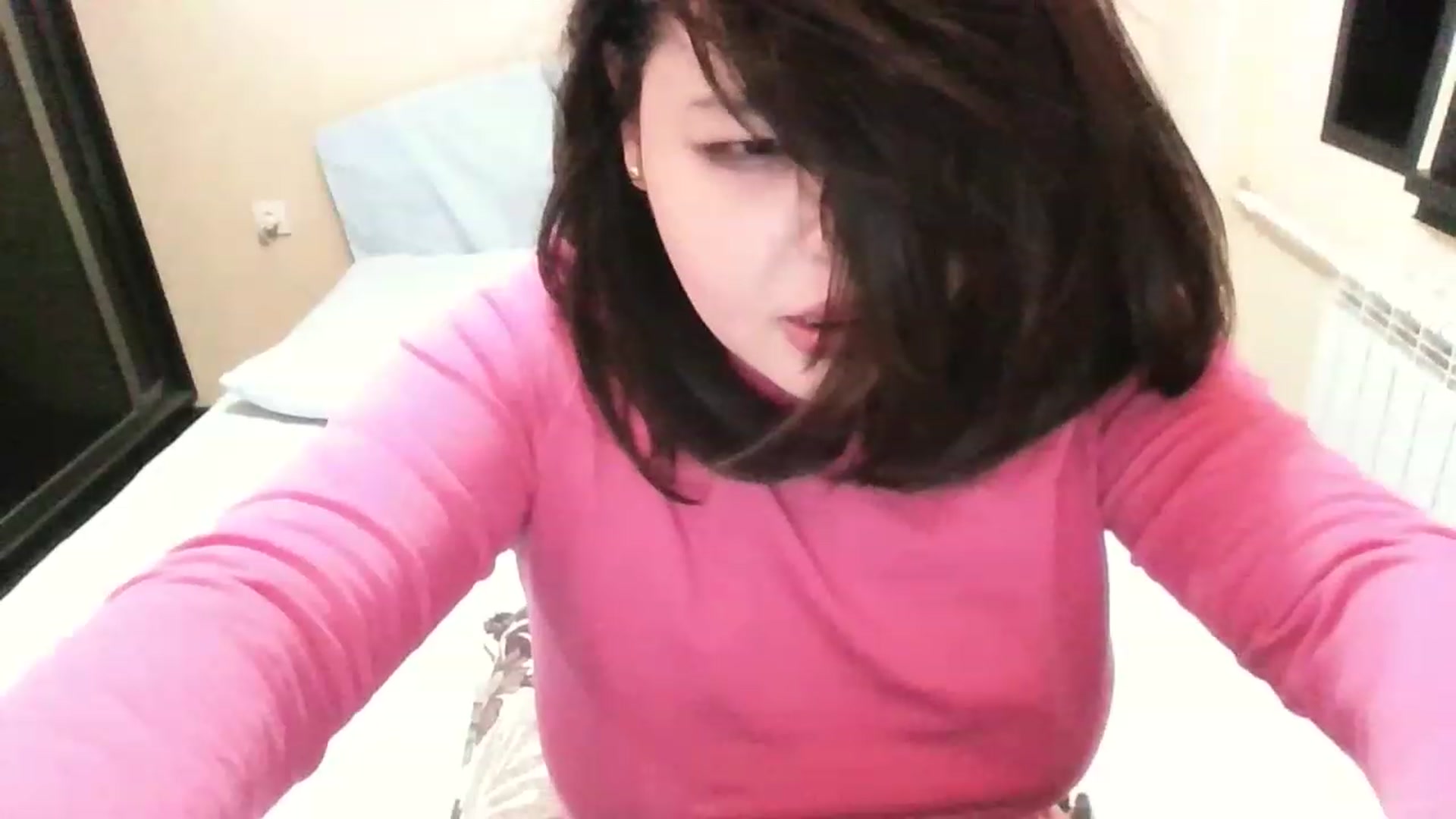 Gallery image thumbnail from MaiChubbyFace's myfreecams stream on, 12/25/2022, 19:48 image 8 of 20