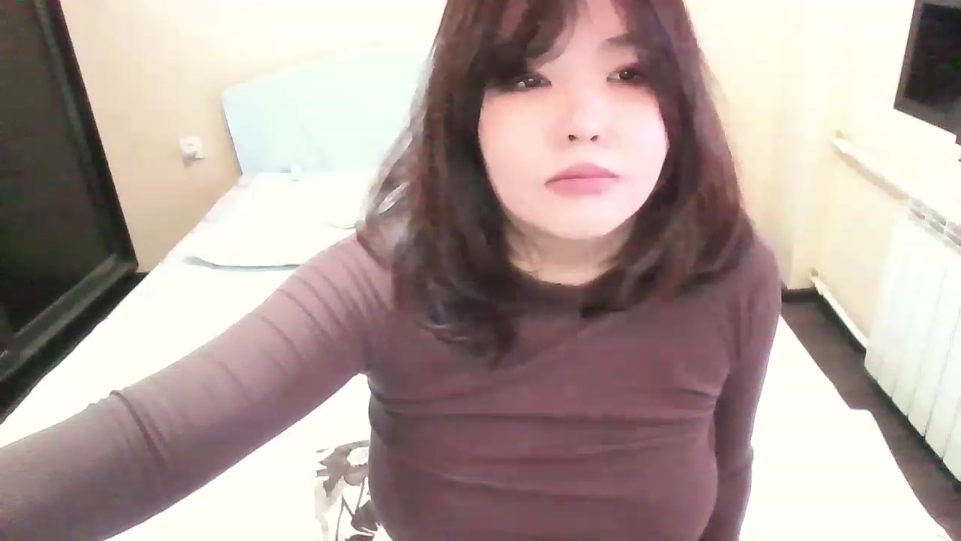 Gallery image thumbnail from MaiChubbyFace's myfreecams stream on, 12/28/2022, 08:54 image 13 of 20