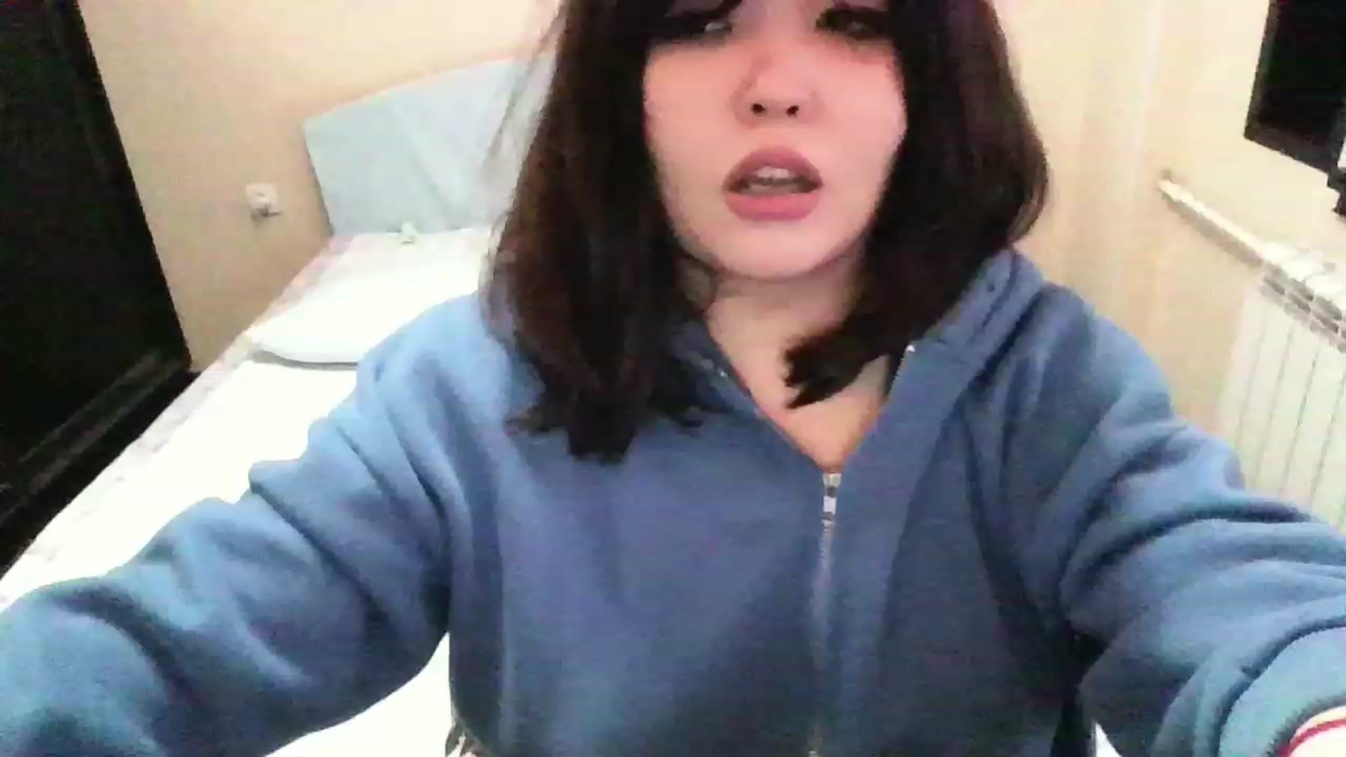 Gallery image thumbnail from MaiChubbyFace's myfreecams stream on, 12/28/2022, 10:10 image 10 of 20