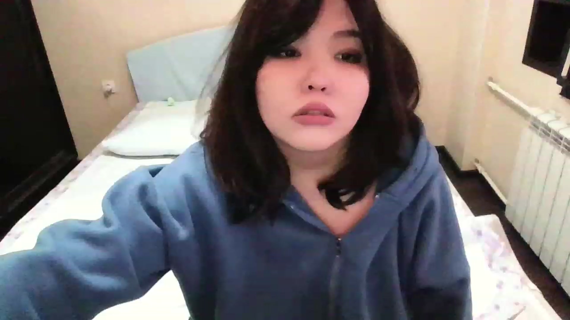 Gallery image thumbnail from MaiChubbyFace's myfreecams stream on, 12/28/2022, 10:10 image 15 of 20