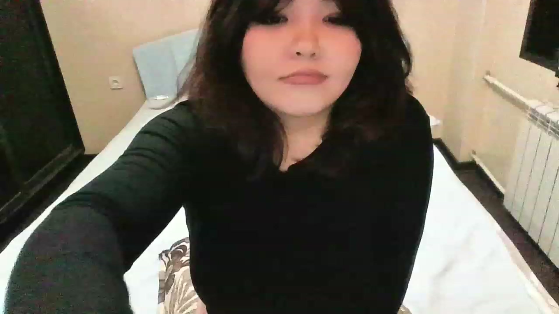 Gallery image thumbnail from MaiChubbyFace's myfreecams stream on, 01/03/2023, 17:00 image 4 of 20