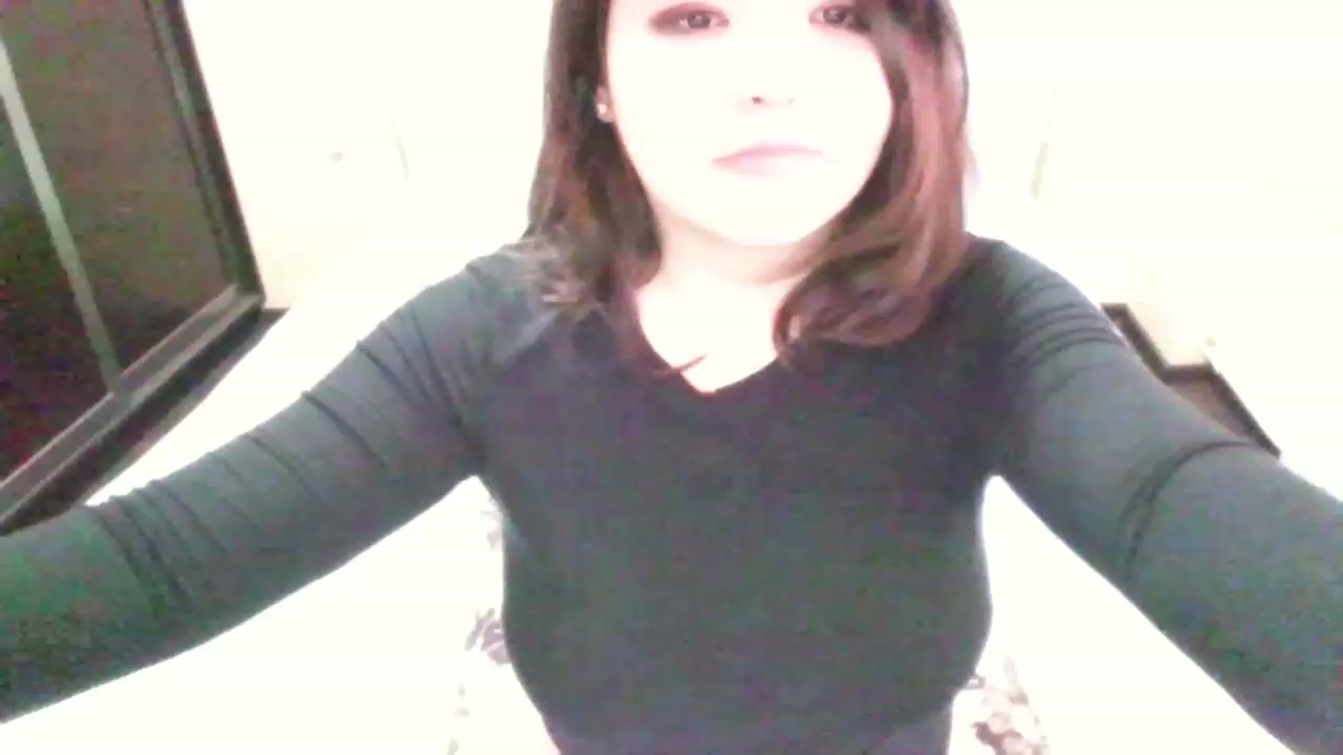 Gallery image thumbnail from MaiChubbyFace's myfreecams stream on, 01/04/2023, 07:59 image 20 of 20