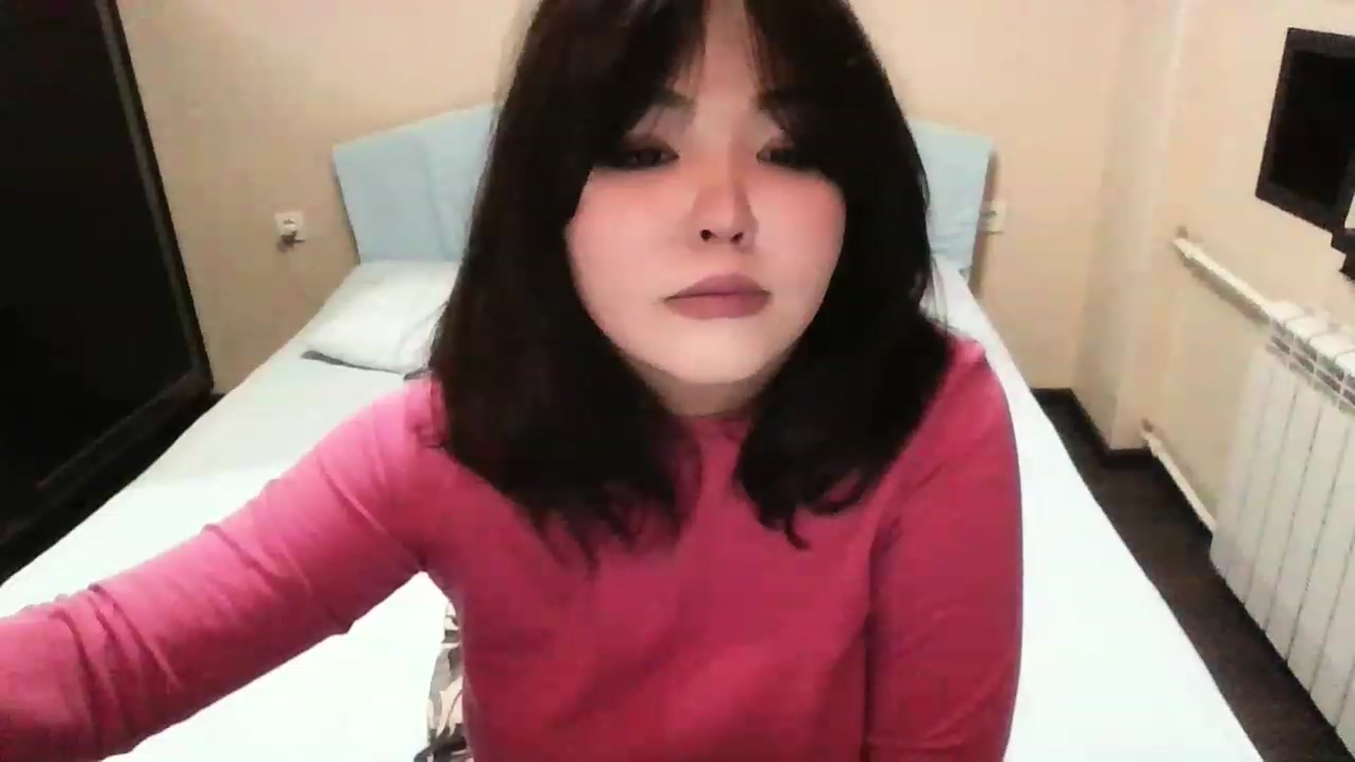 Gallery image thumbnail from MaiChubbyFace's myfreecams stream on, 01/04/2023, 16:11 image 4 of 20