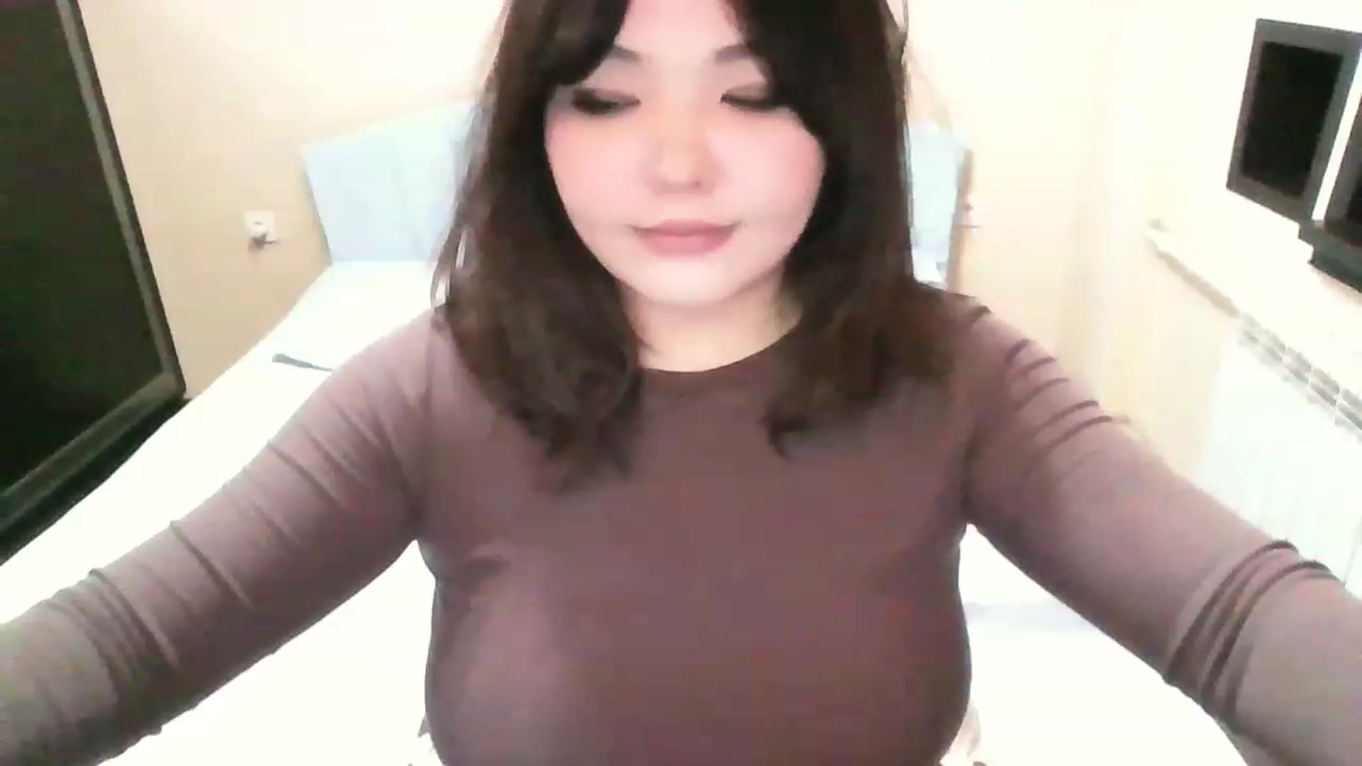 Gallery image thumbnail from MaiChubbyFace's myfreecams stream on, 01/04/2023, 18:04 image 7 of 20