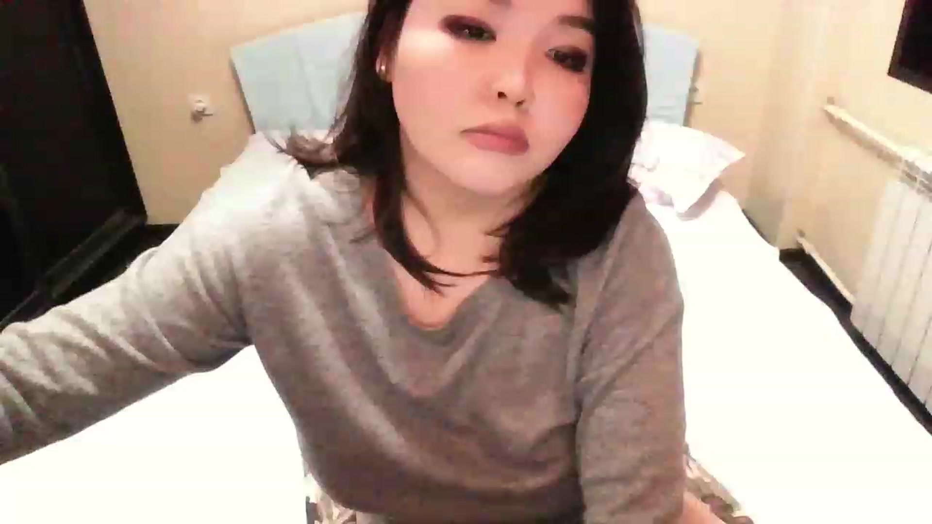 Gallery image thumbnail from MaiChubbyFace's myfreecams stream on, 01/07/2023, 20:31 image 18 of 20