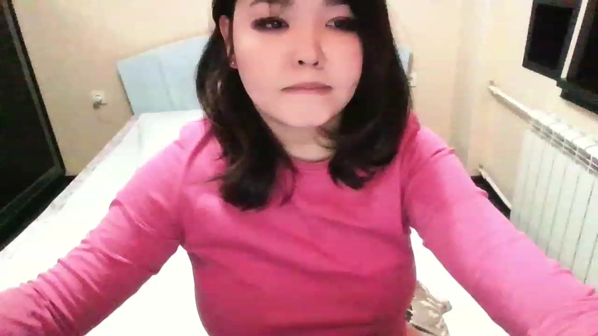 Gallery image thumbnail from MaiChubbyFace's myfreecams stream on, 01/10/2023, 19:42 image 18 of 20