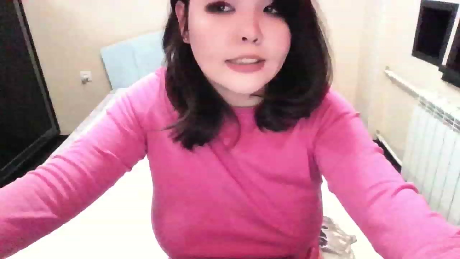 Gallery image thumbnail from MaiChubbyFace's myfreecams stream on, 01/10/2023, 19:42 image 12 of 20