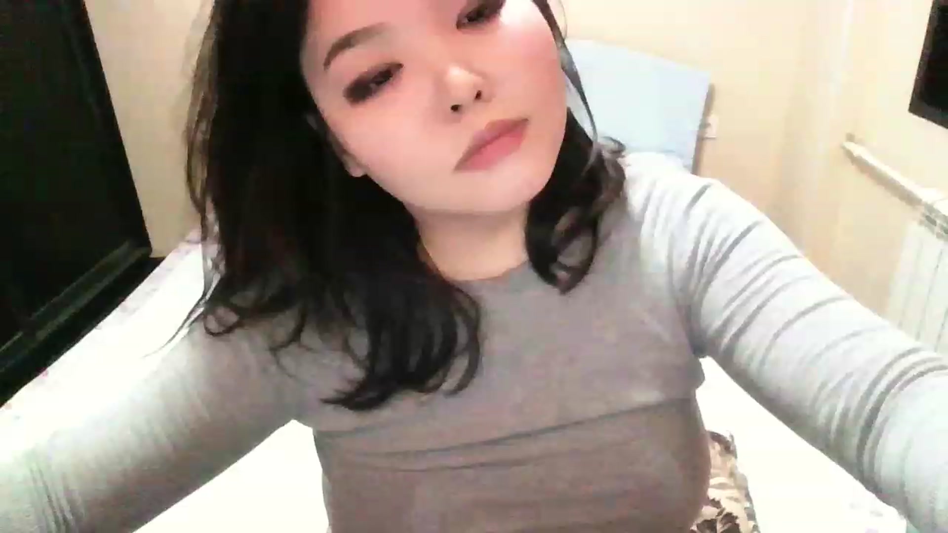 Gallery image thumbnail from MaiChubbyFace's myfreecams stream on, 01/22/2023, 01:10 image 3 of 20