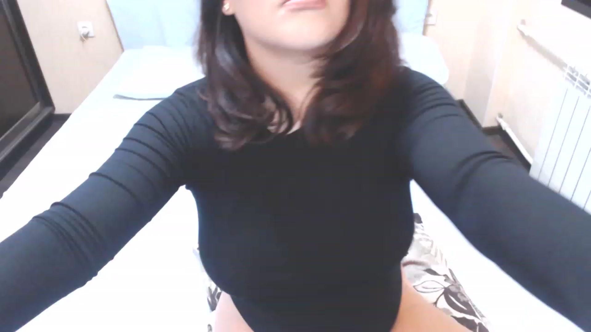 Gallery image thumbnail from MaiChubbyFace's myfreecams stream on, 02/06/2023, 24:01 image 10 of 20