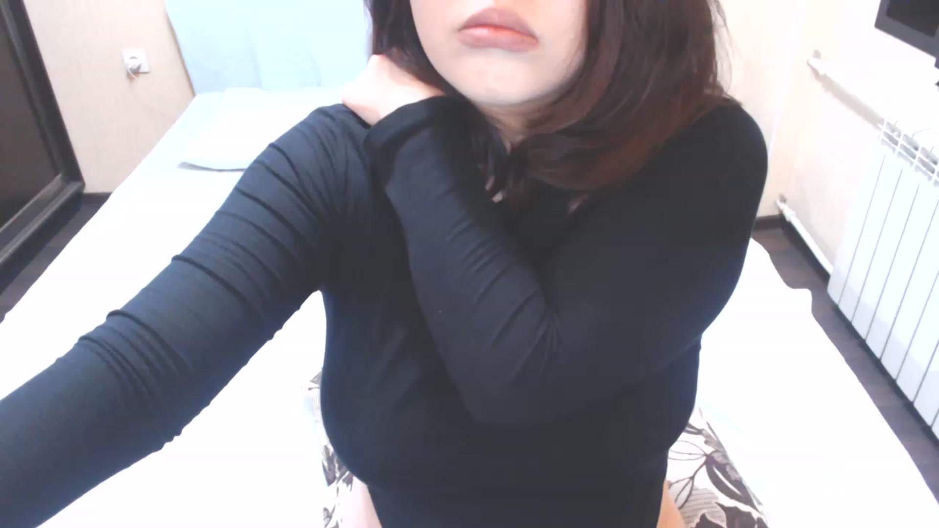 Gallery image thumbnail from MaiChubbyFace's myfreecams stream on, 02/06/2023, 24:01 image 12 of 20