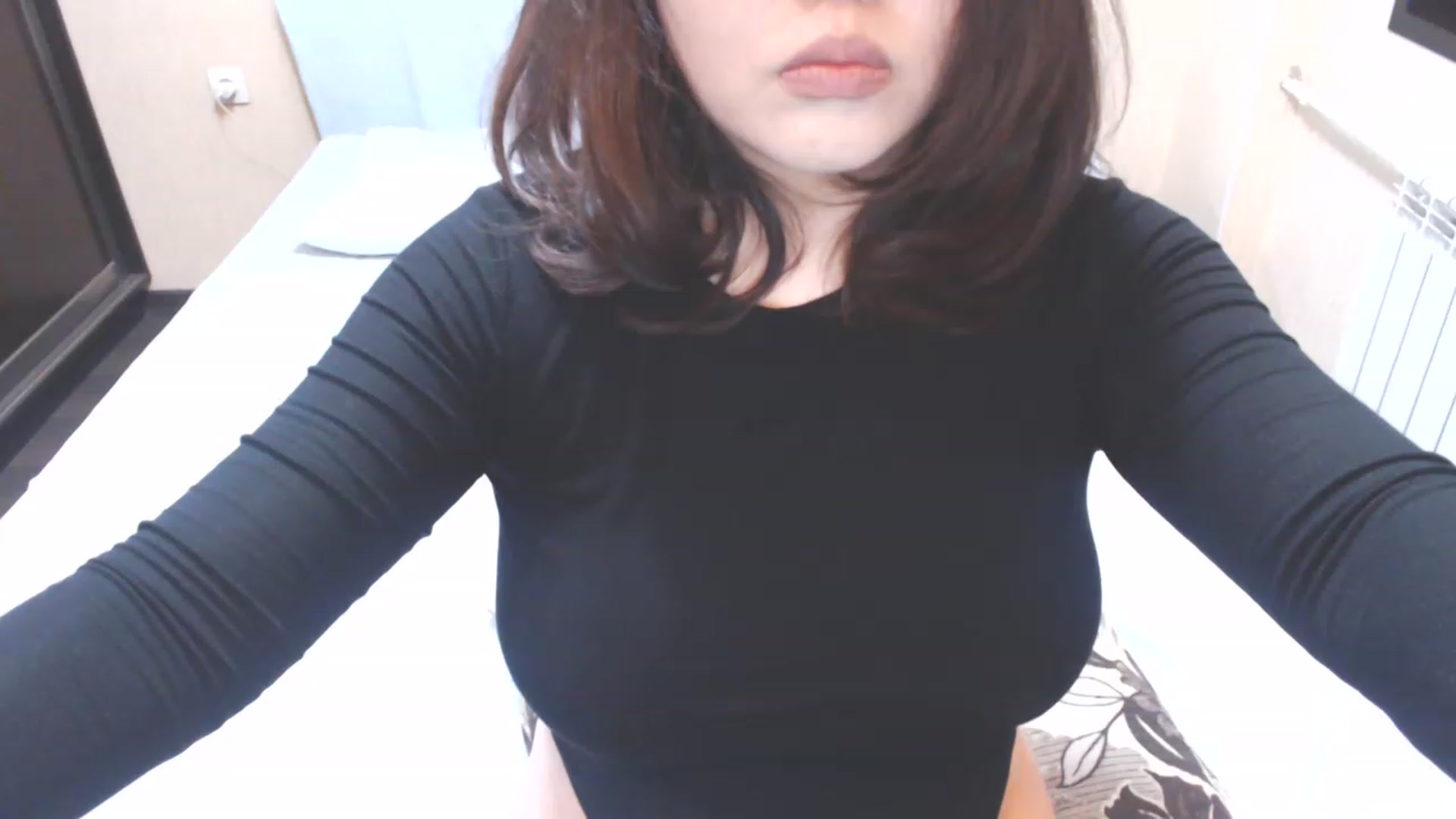 Gallery image thumbnail from MaiChubbyFace's myfreecams stream on, 02/06/2023, 24:01 image 4 of 20