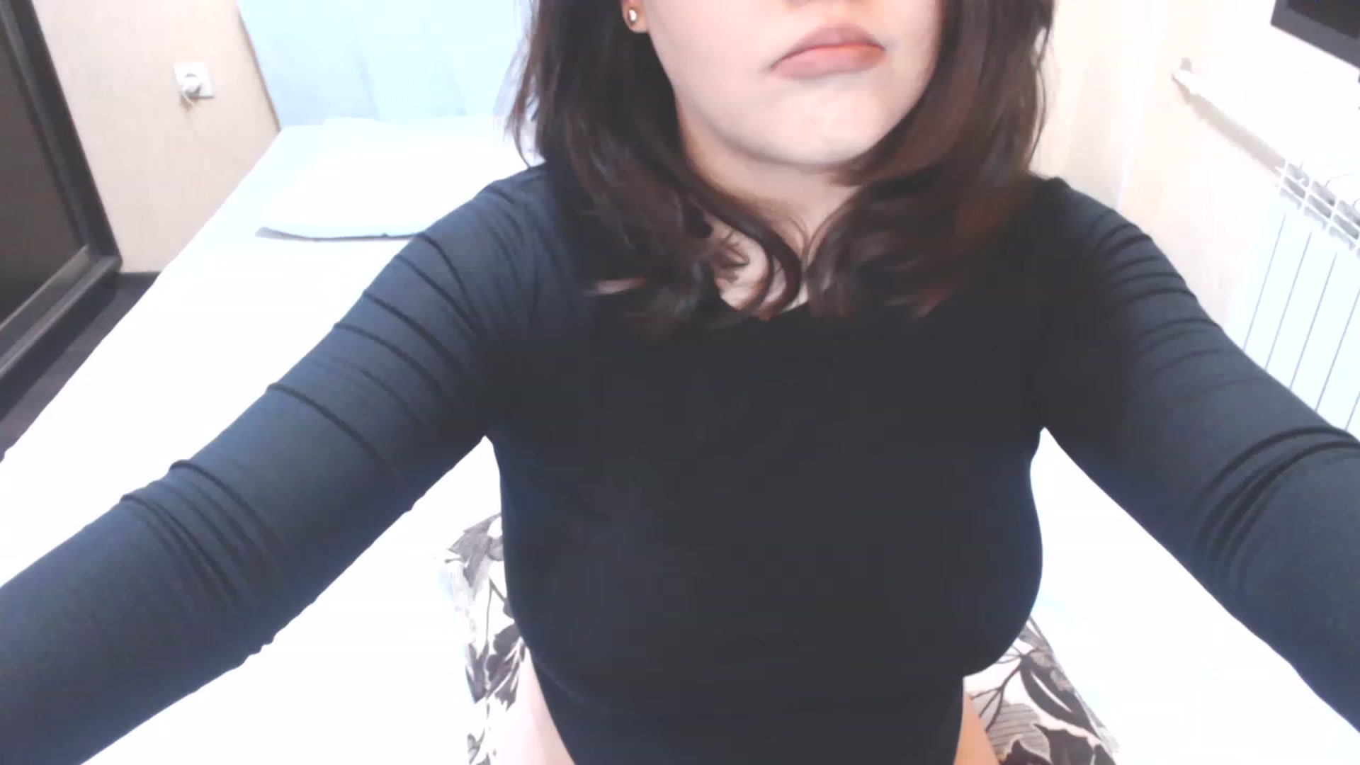 Gallery image thumbnail from MaiChubbyFace's myfreecams stream on, 02/06/2023, 24:01 image 16 of 20