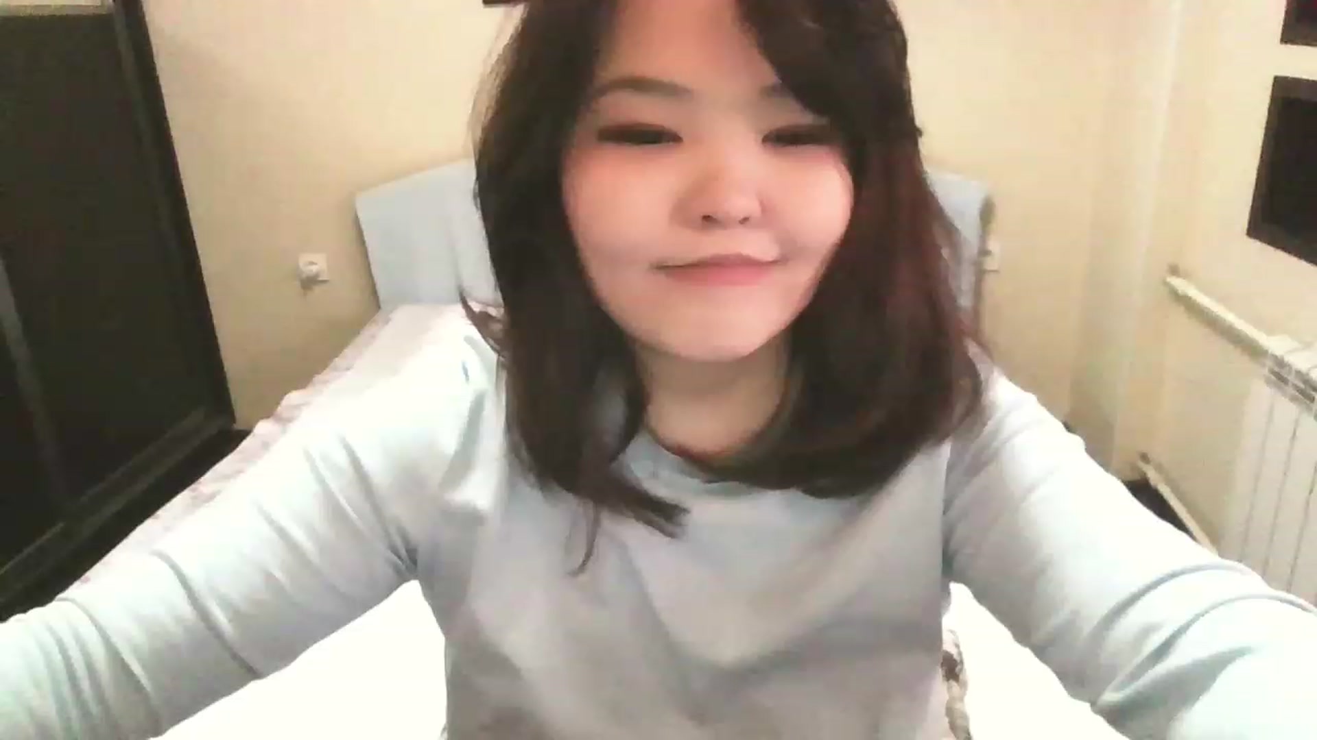 Gallery image thumbnail from MaiChubbyFace's myfreecams stream on, 02/10/2023, 08:09 image 7 of 20
