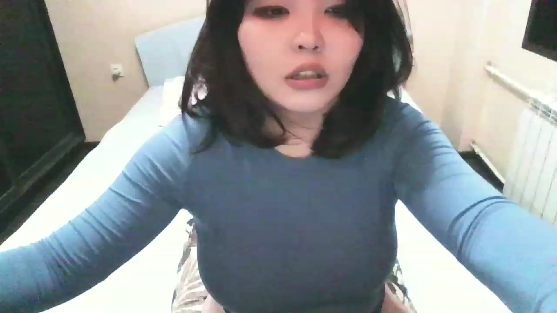 Gallery image thumbnail from MaiChubbyFace's myfreecams stream on, 02/12/2023, 15:08 image 9 of 20