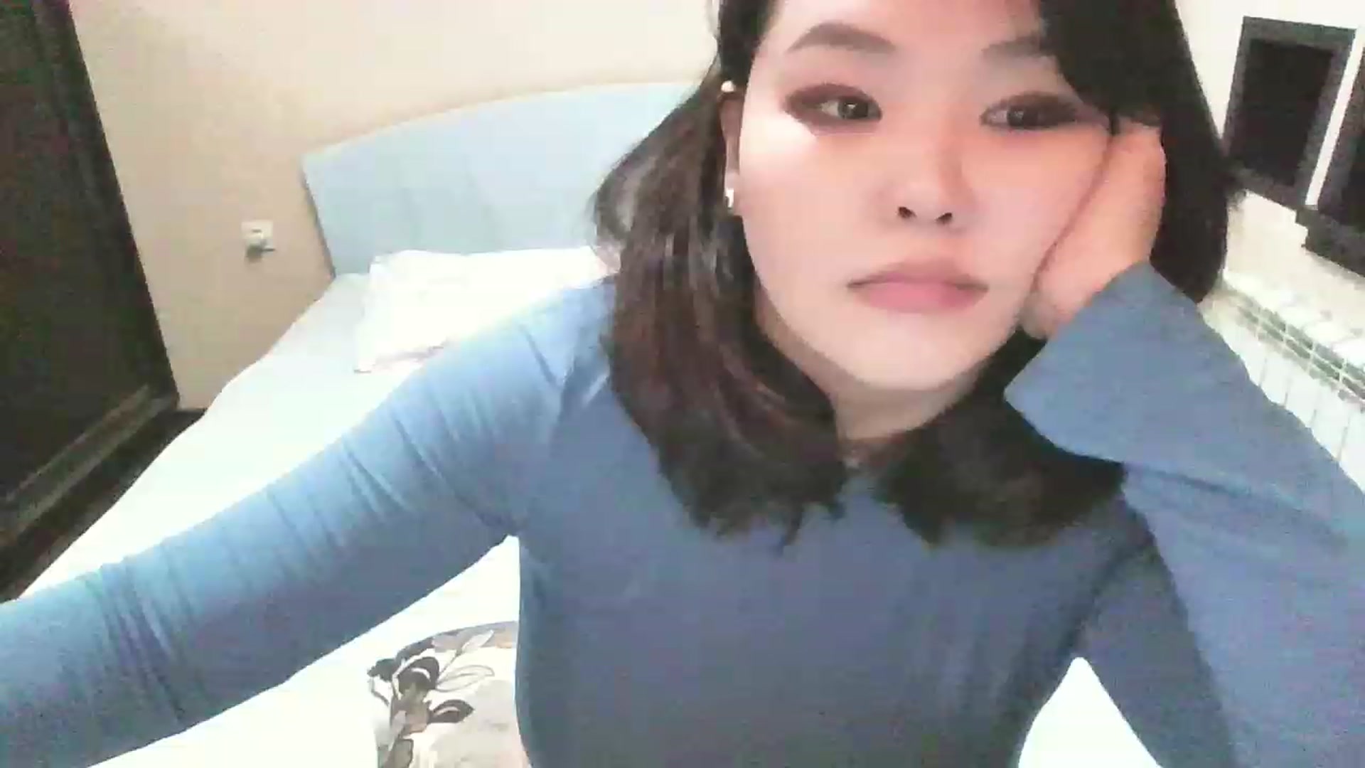 Gallery image thumbnail from MaiChubbyFace's myfreecams stream on, 02/12/2023, 15:48 image 2 of 20
