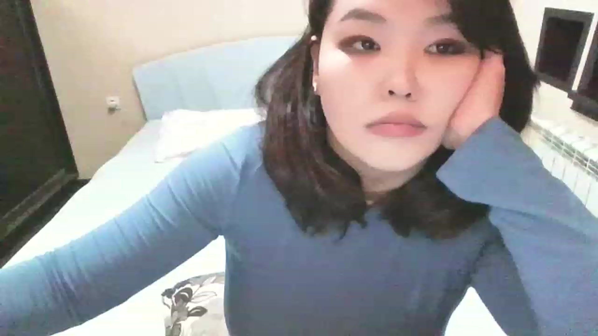 Gallery image thumbnail from MaiChubbyFace's myfreecams stream on, 02/12/2023, 15:48 image 1 of 20