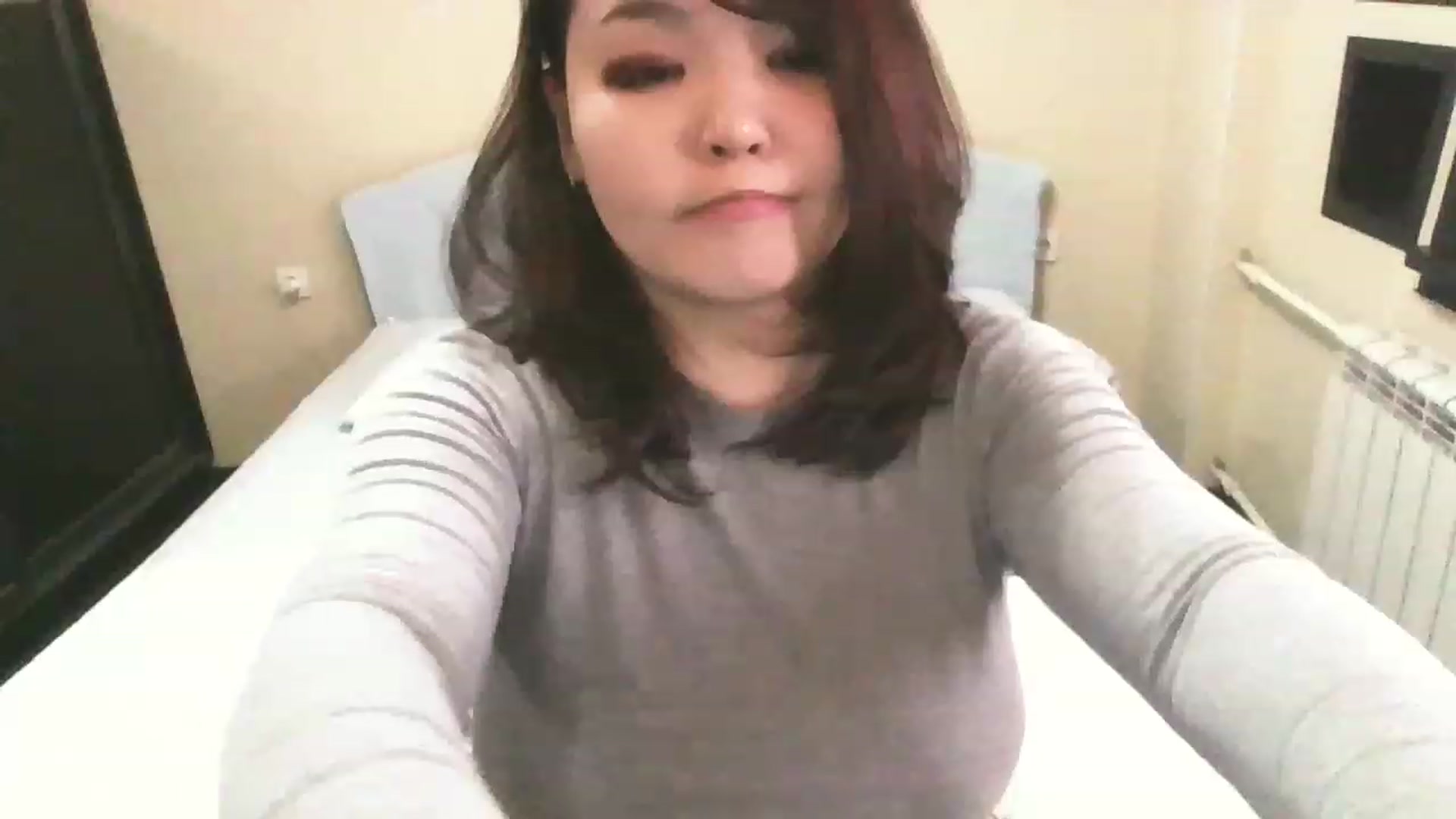Gallery image thumbnail from MaiChubbyFace's myfreecams stream on, 02/19/2023, 07:44 image 15 of 20