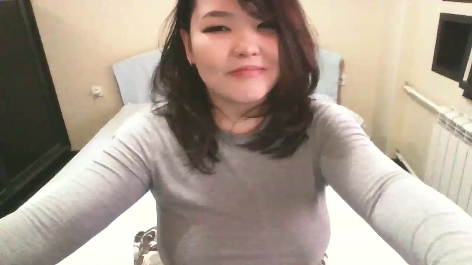 Gallery image thumbnail from MaiChubbyFace's myfreecams stream on, 02/19/2023, 07:44 image 11 of 20