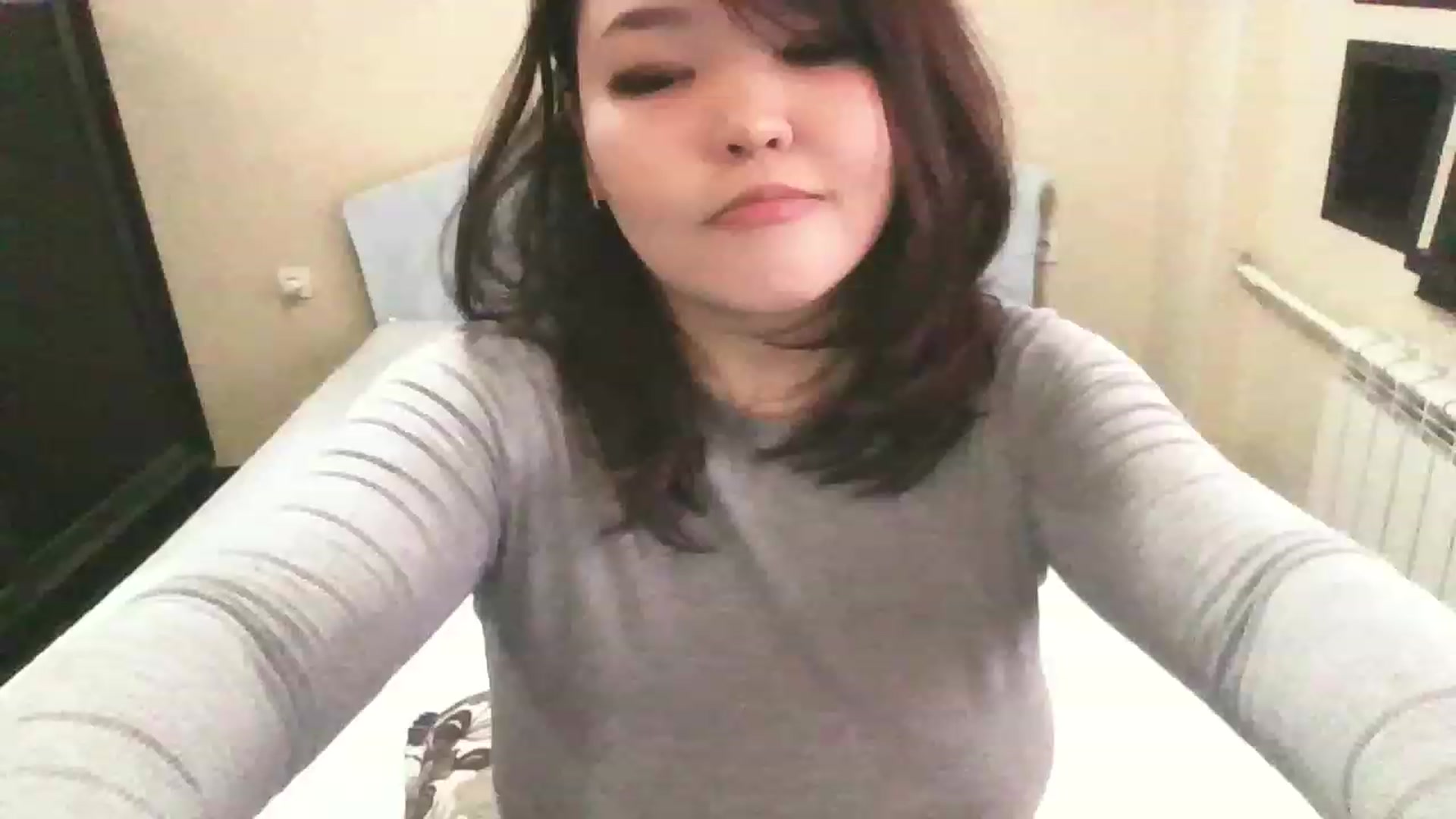 Gallery image thumbnail from MaiChubbyFace's myfreecams stream on, 02/19/2023, 07:44 image 13 of 20