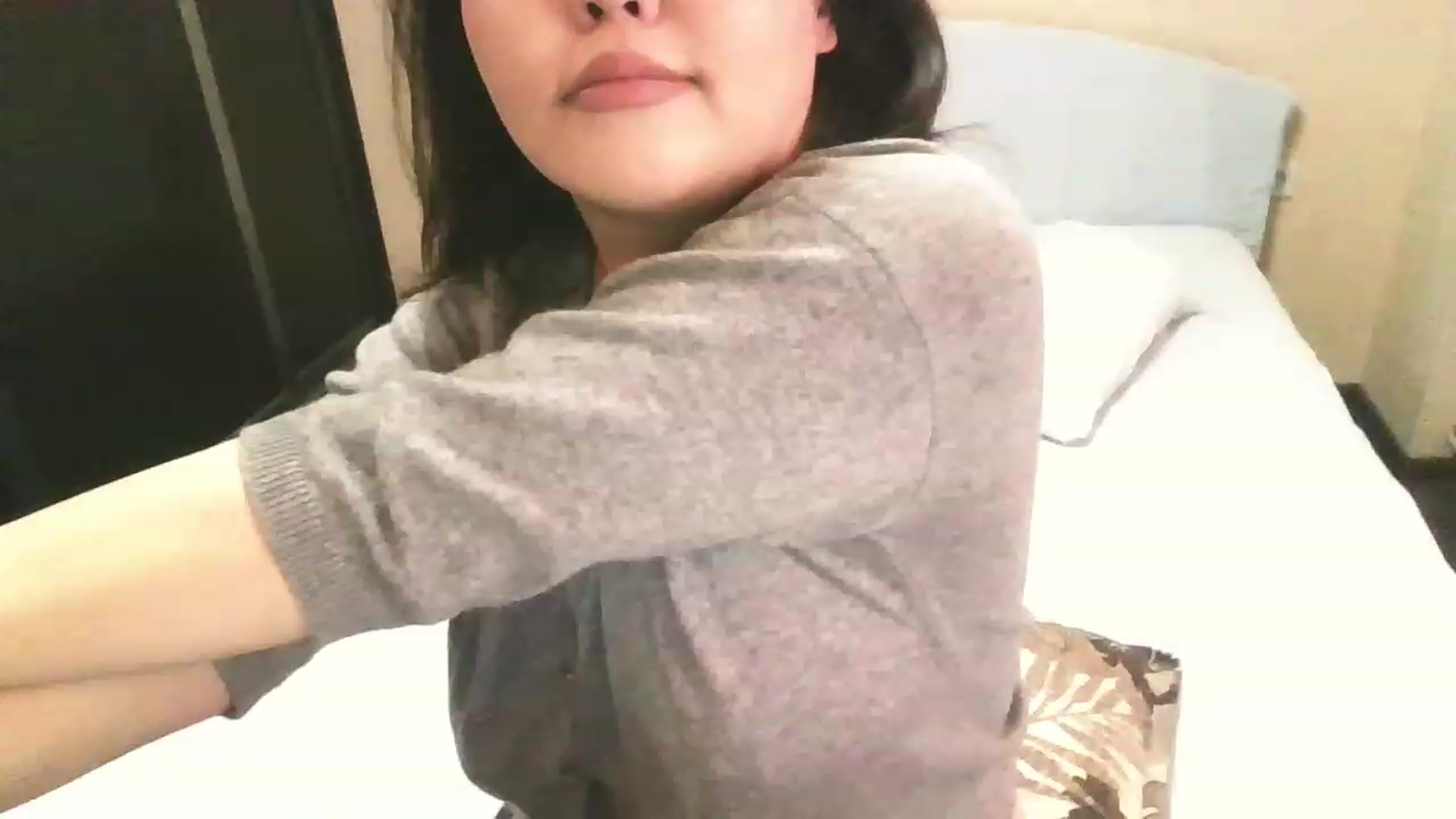 Gallery image thumbnail from MaiChubbyFace's myfreecams stream on, 03/03/2023, 08:02 image 15 of 20