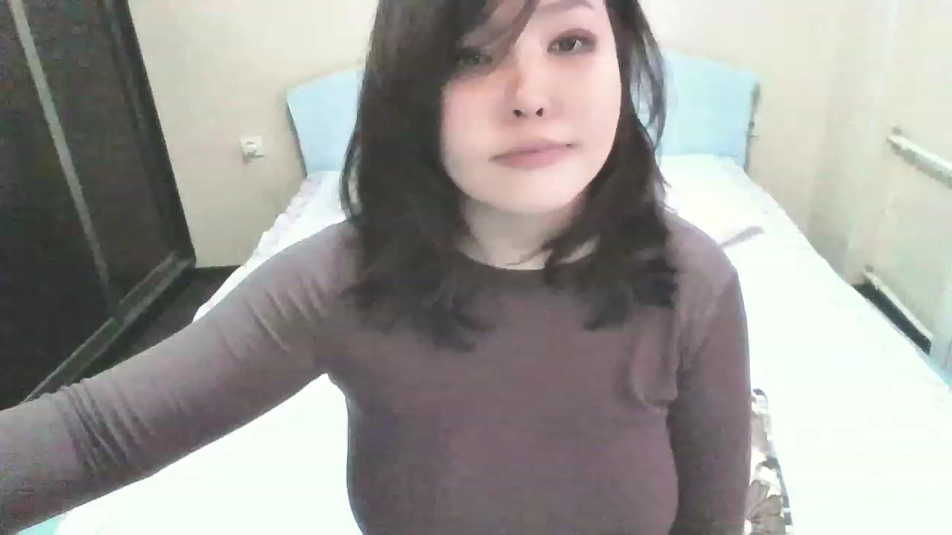Gallery image thumbnail from MaiChubbyFace's myfreecams stream on, 03/08/2023, 06:56 image 4 of 20
