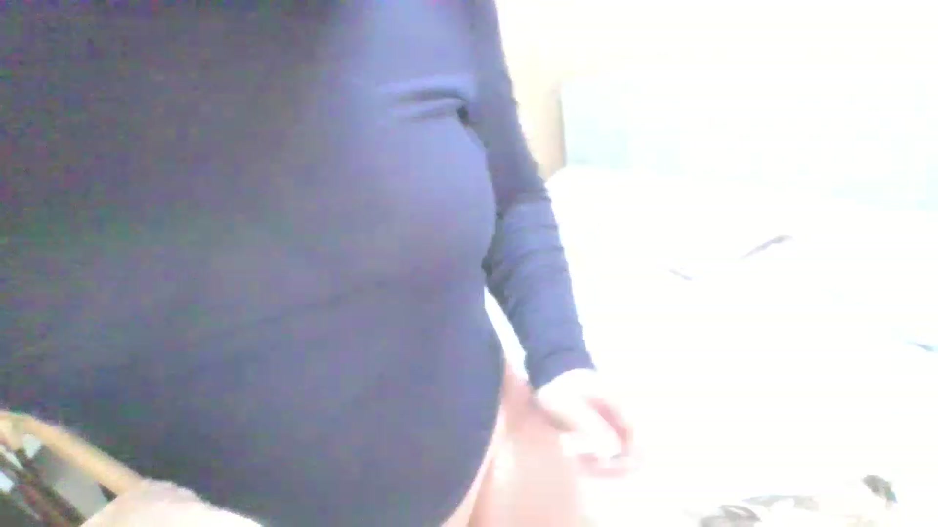 Gallery image thumbnail from MaiChubbyFace's myfreecams stream on, 03/13/2023, 07:07 image 17 of 20