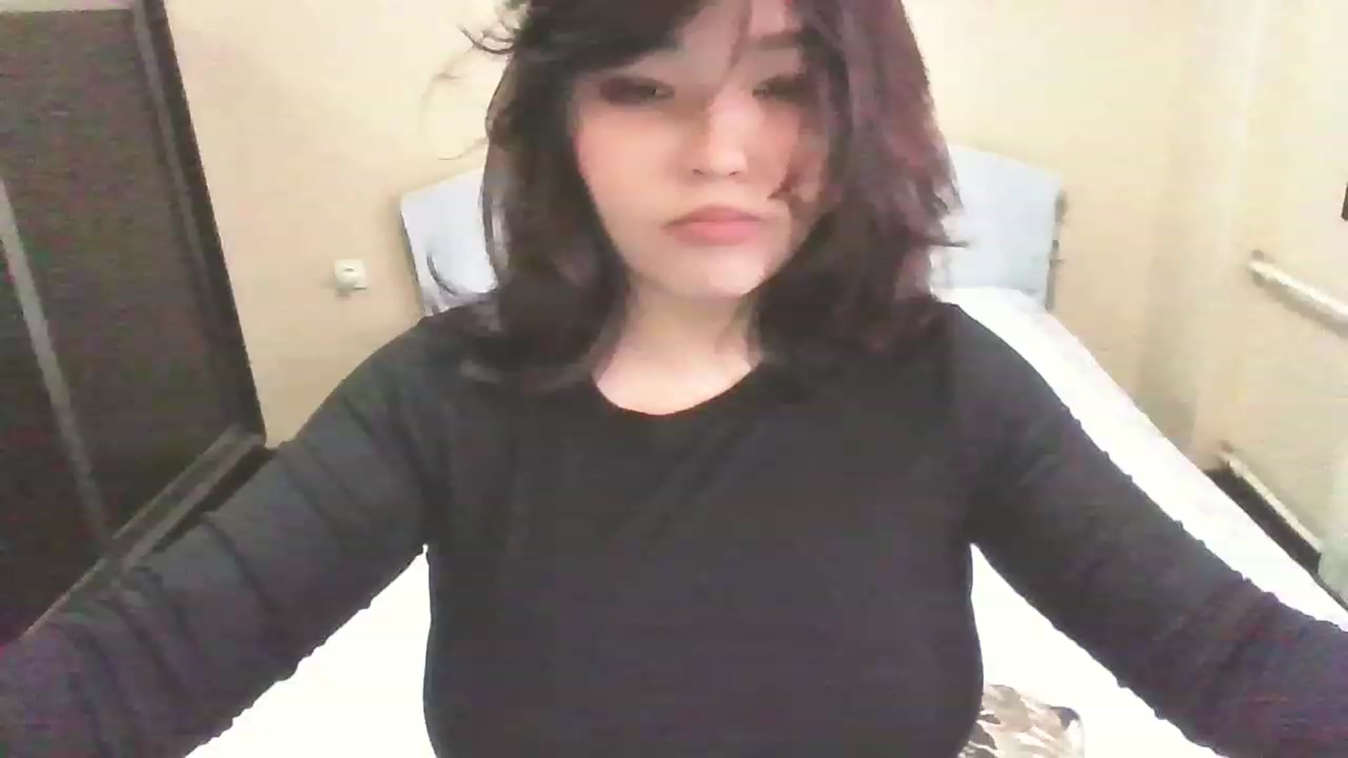 Gallery image thumbnail from MaiChubbyFace's myfreecams stream on, 03/20/2023, 07:14 image 1 of 20