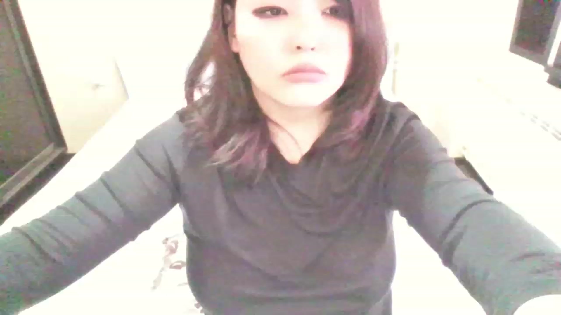 Gallery image thumbnail from MaiChubbyFace's myfreecams stream on, 03/26/2023, 08:02 image 18 of 20