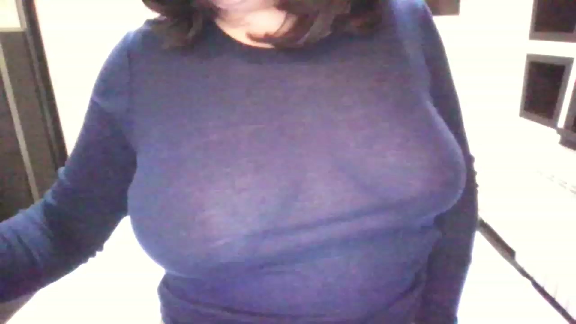 Gallery image thumbnail from MaiChubbyFace's myfreecams stream on, 03/28/2023, 15:23 image 10 of 20