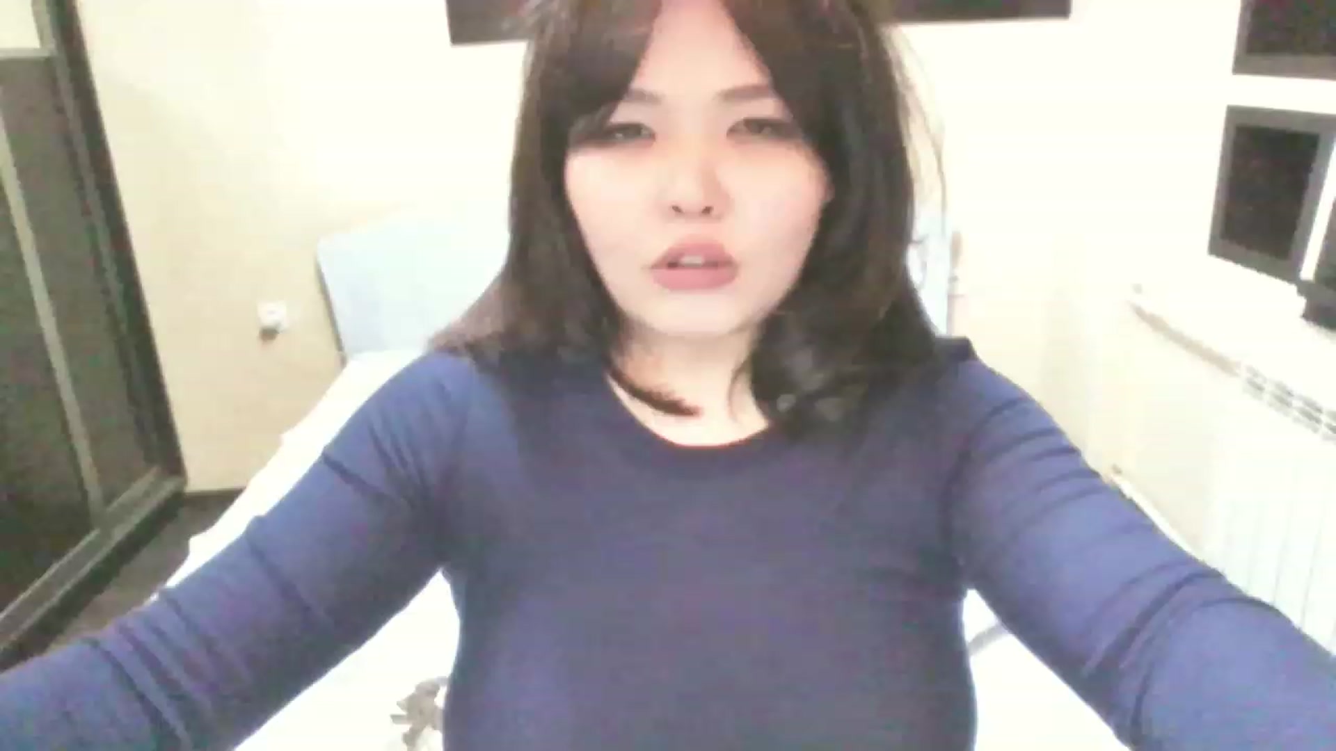 Gallery image thumbnail from MaiChubbyFace's myfreecams stream on, 03/28/2023, 15:23 image 16 of 20