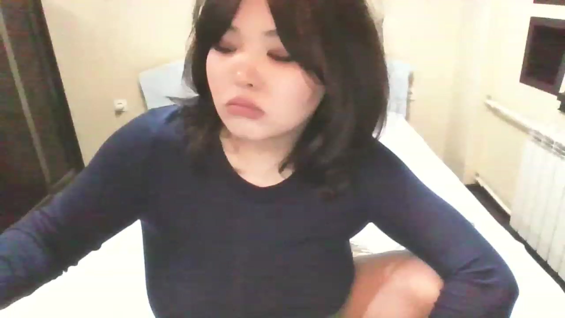Gallery image thumbnail from MaiChubbyFace's myfreecams stream on, 03/28/2023, 15:41 image 15 of 20