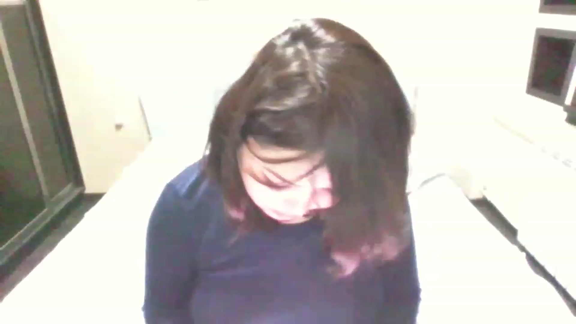 Gallery image thumbnail from MaiChubbyFace's myfreecams stream on, 03/28/2023, 17:21 image 15 of 20