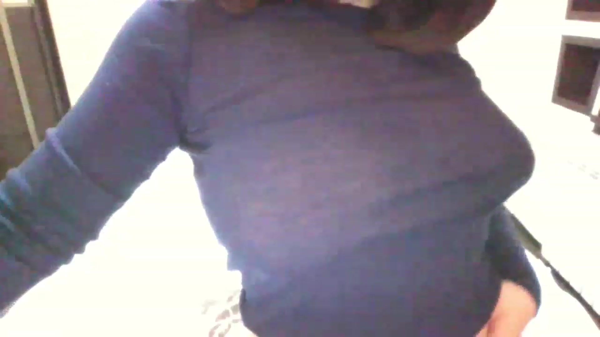 Gallery image thumbnail from MaiChubbyFace's myfreecams stream on, 03/28/2023, 17:21 image 13 of 20