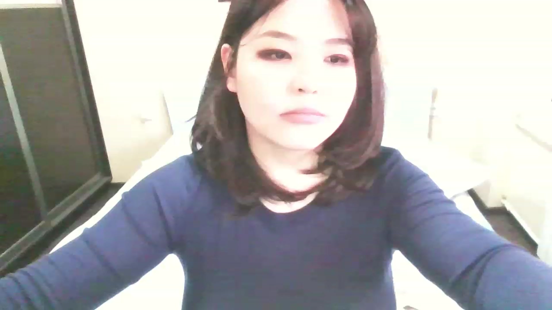 Gallery image thumbnail from MaiChubbyFace's myfreecams stream on, 03/29/2023, 06:24 image 13 of 20