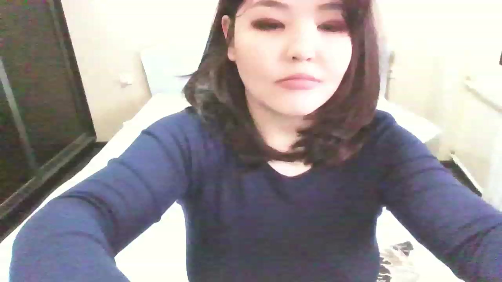 Gallery image thumbnail from MaiChubbyFace's myfreecams stream on, 03/29/2023, 06:24 image 15 of 20
