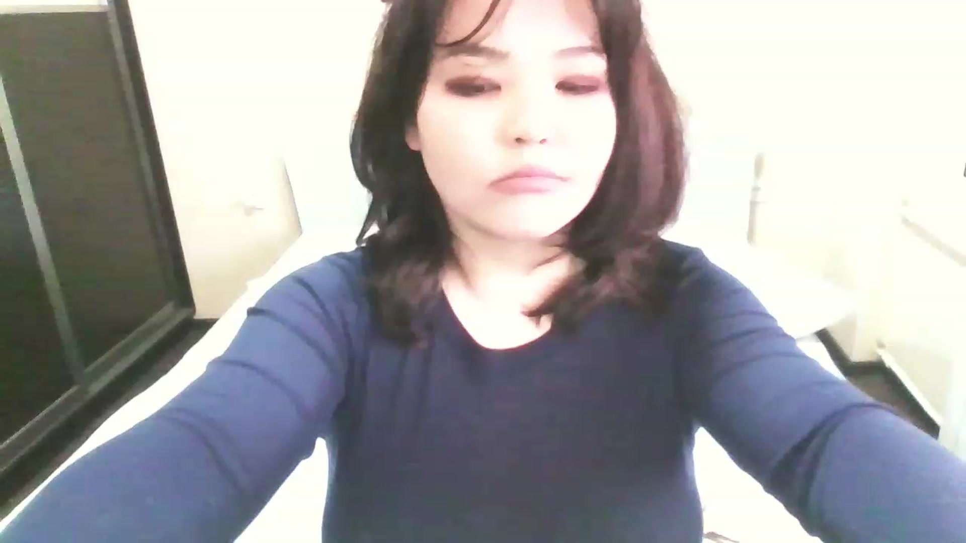 Gallery image thumbnail from MaiChubbyFace's myfreecams stream on, 03/29/2023, 06:24 image 9 of 20